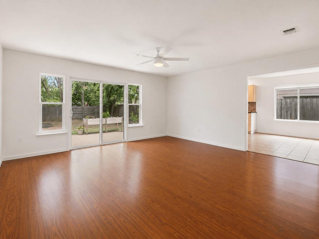 7004  Twisted Oaks Dr, photo 5