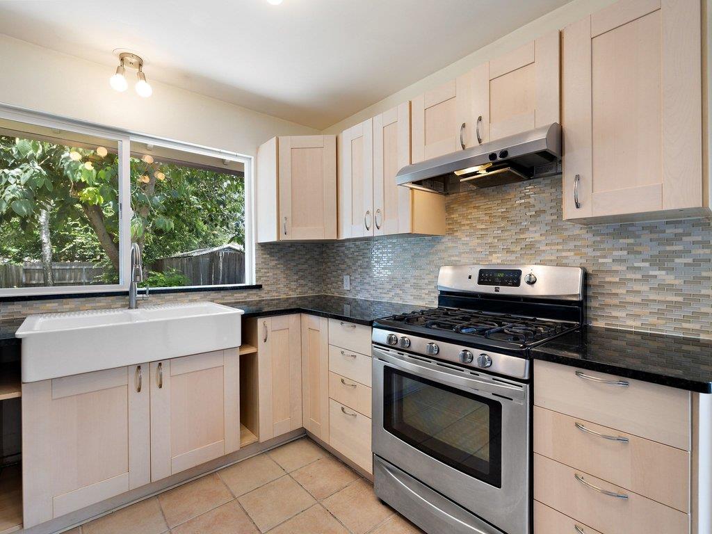 7004  Twisted Oaks Dr, photo 9