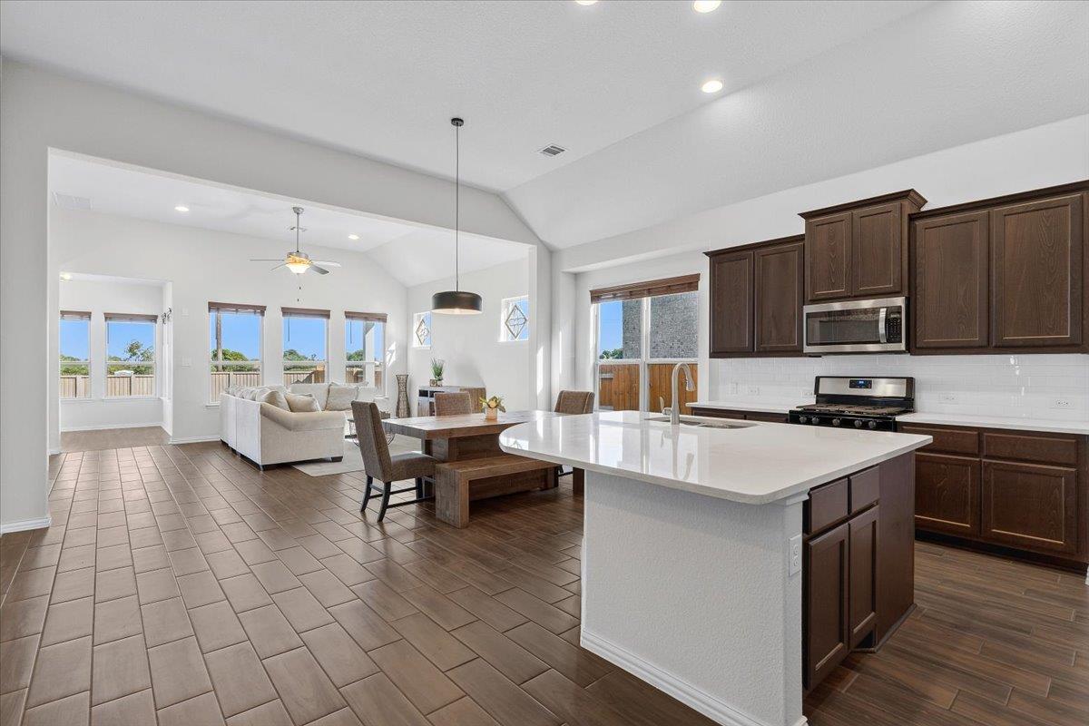 3164  Hidalgo Loop, photo 6