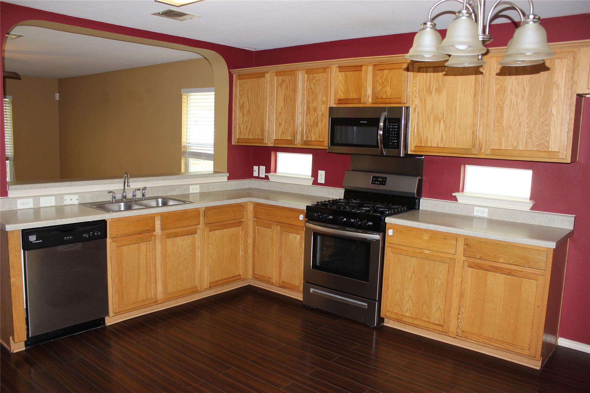 346  Strawn None, photo 9