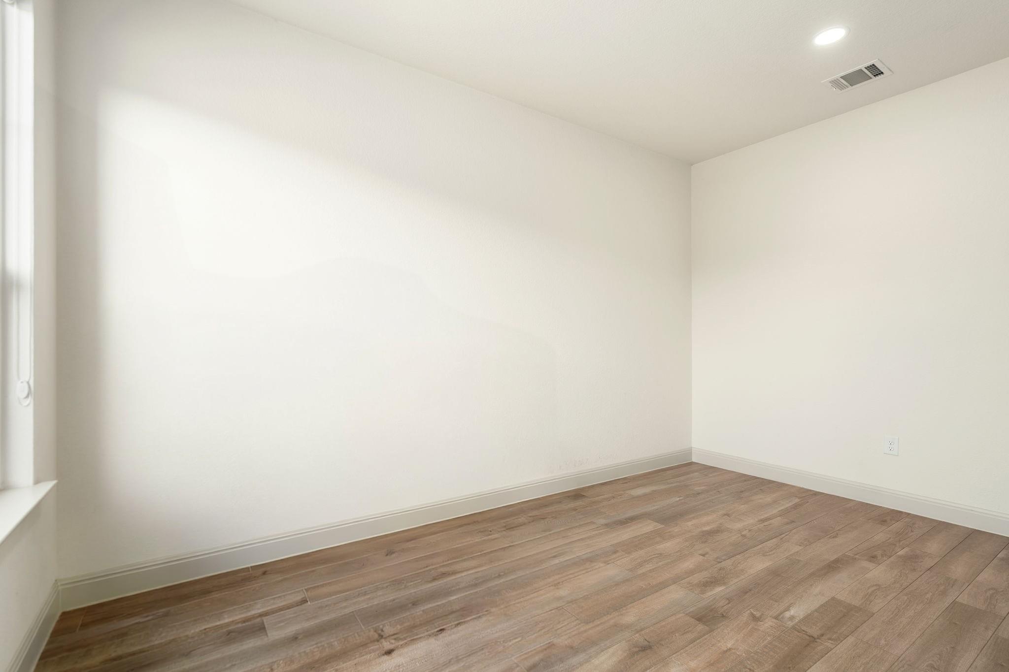 1633  Weavers Bnd, photo 9