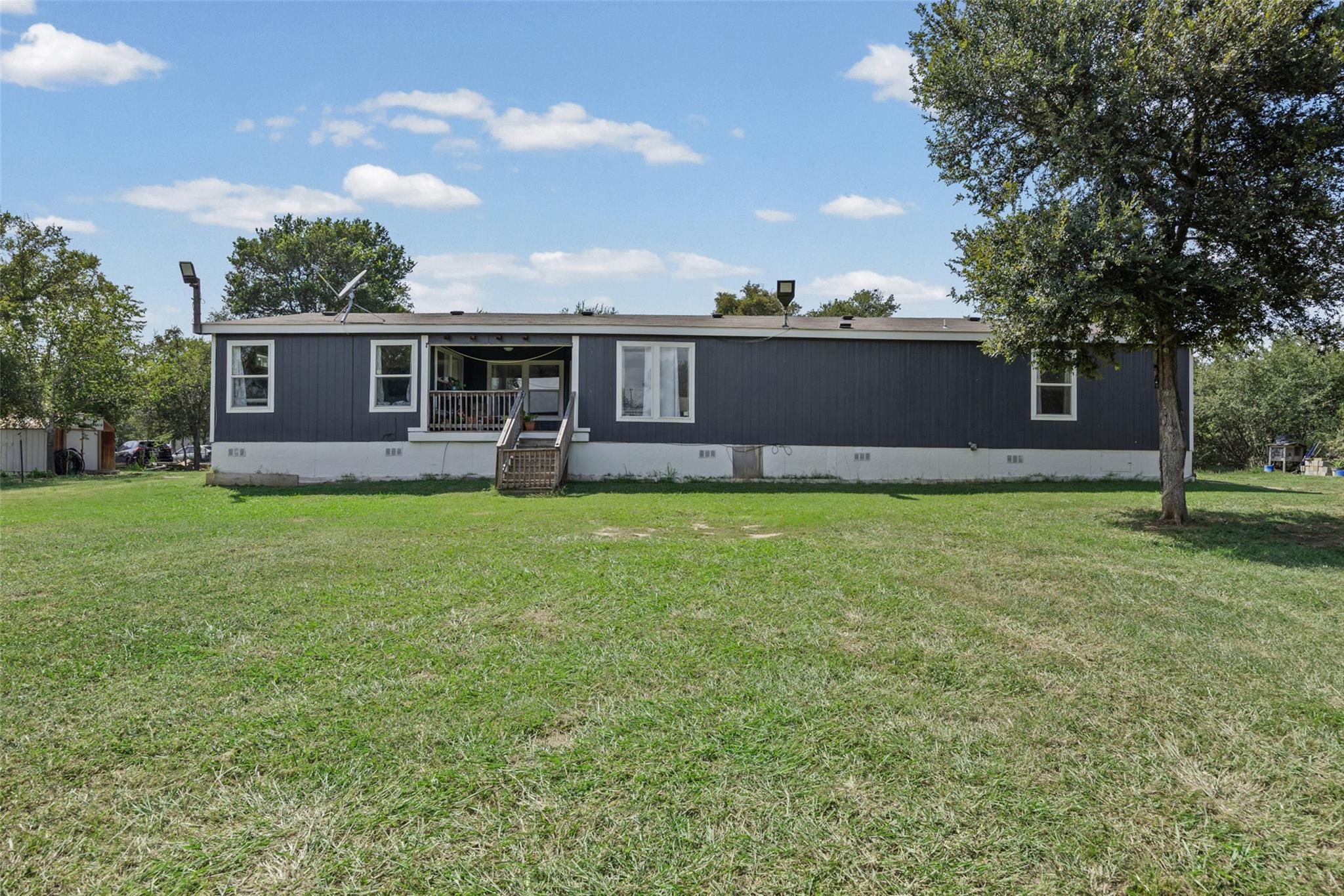 685  Thousand Oaks Dr, photo 5