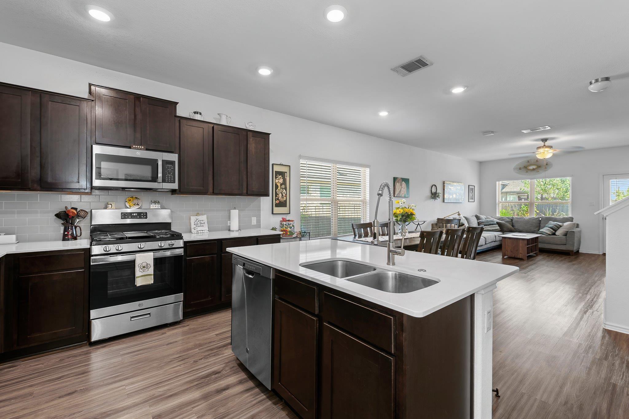 6409  Turin Ln, photo 6