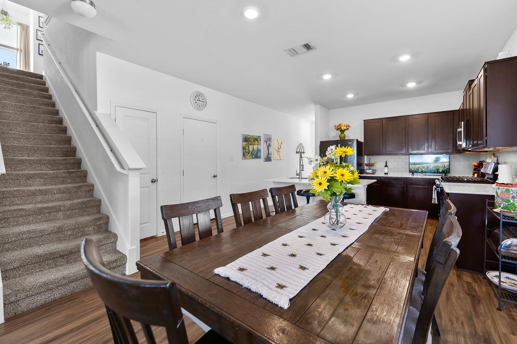 6409  Turin Ln, photo 7