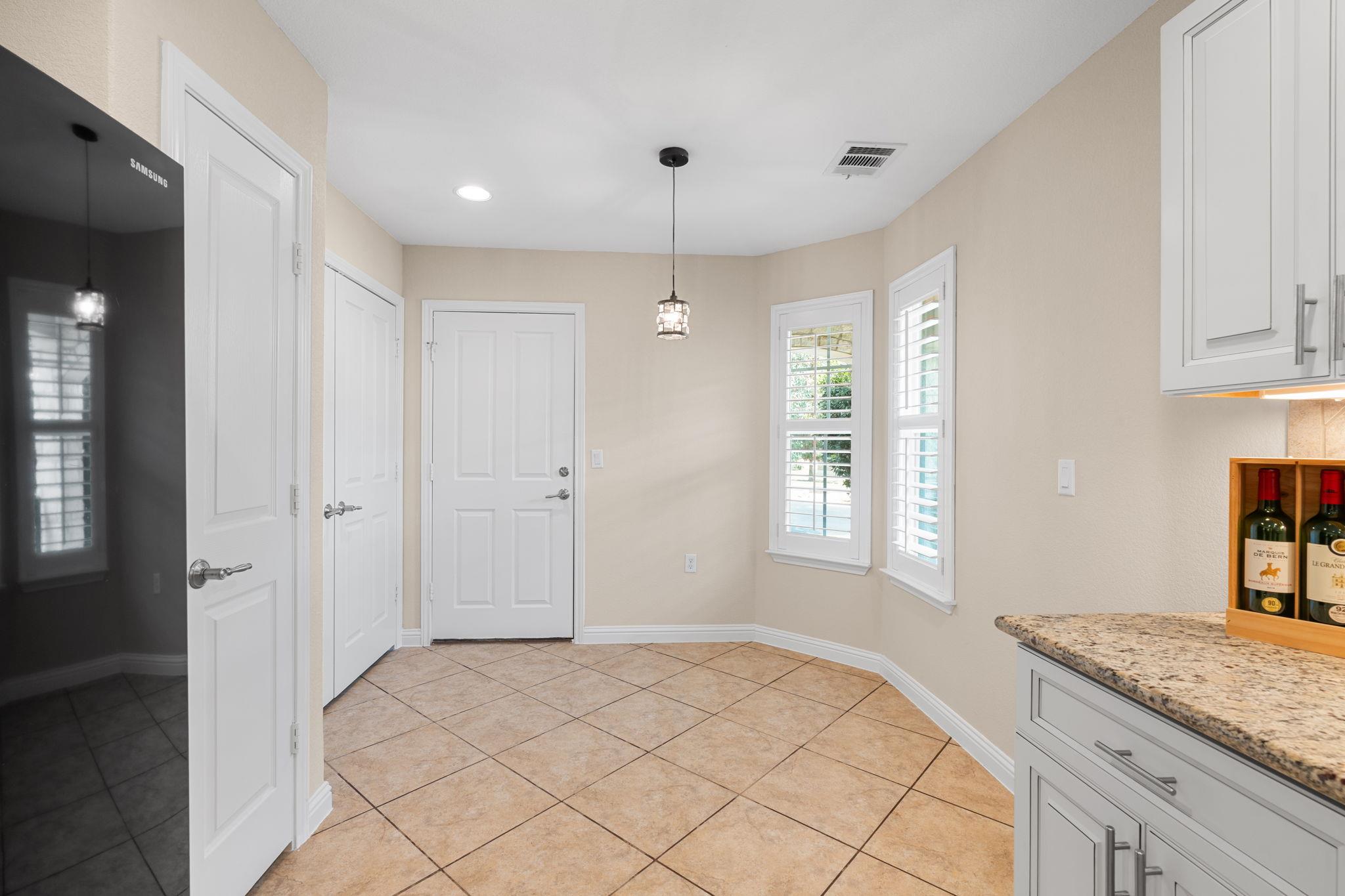 501  Sheldon Lake Dr, photo 11