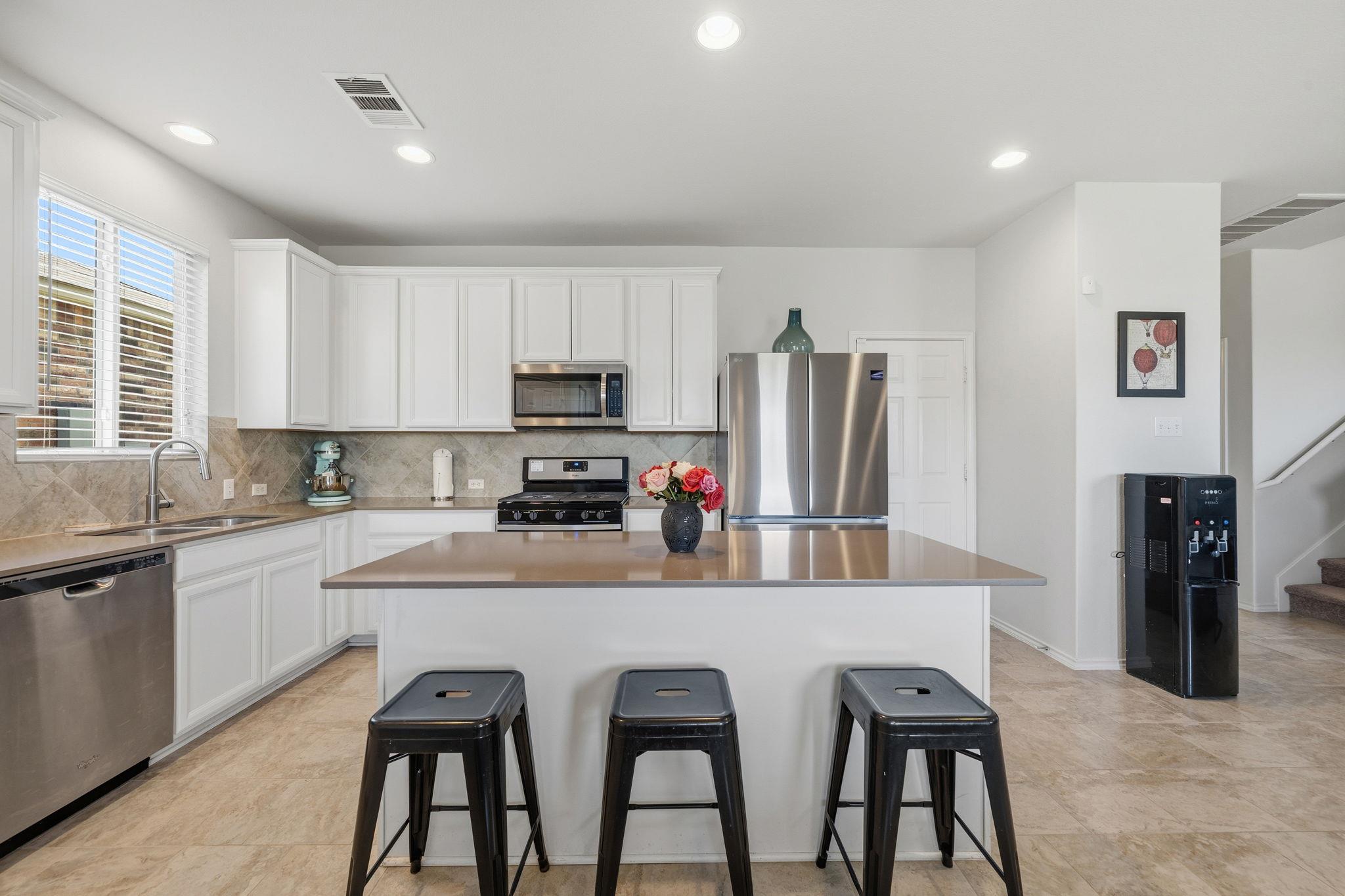 129  Sundown Ave, photo 3