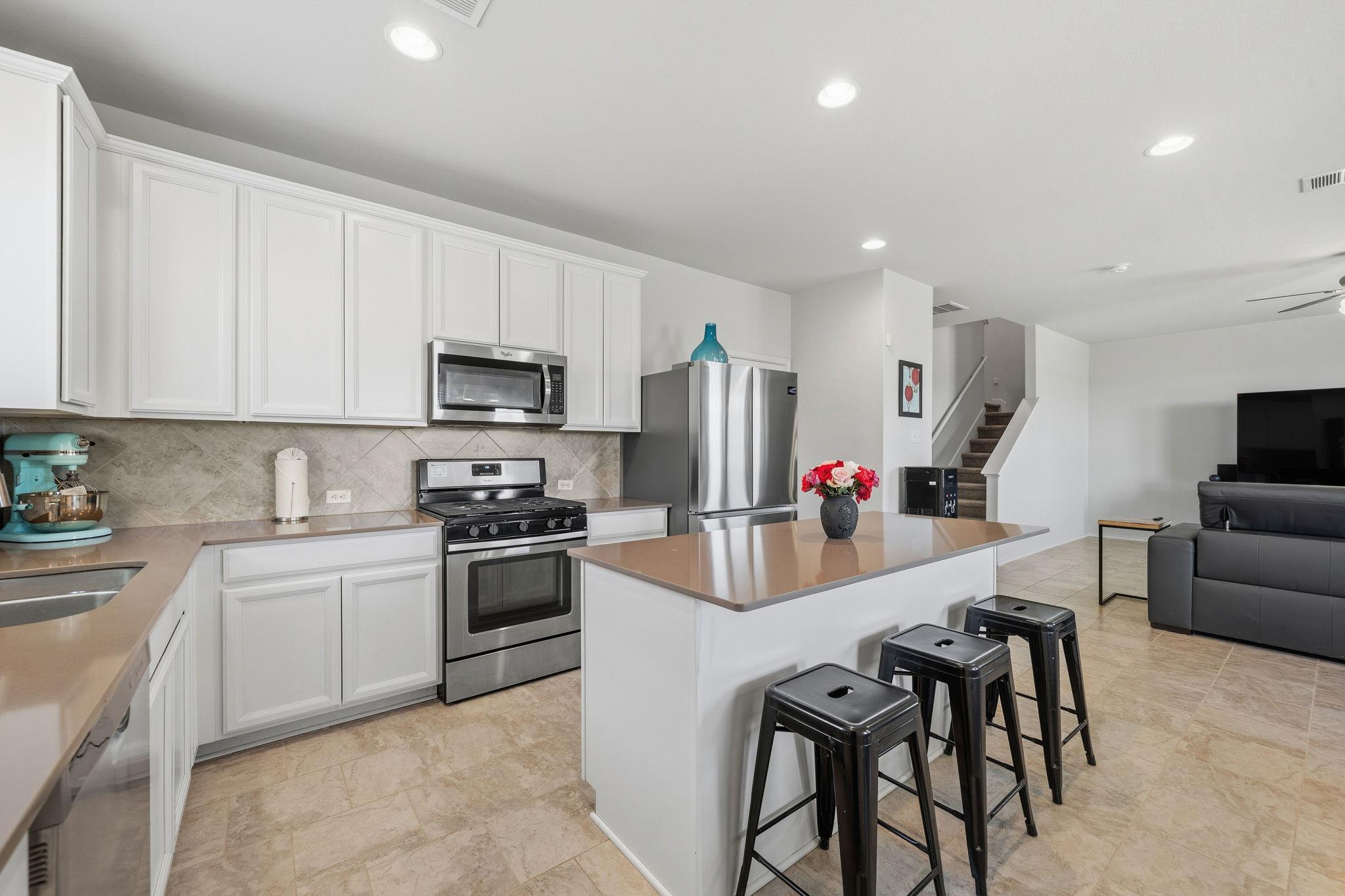129  Sundown Ave, photo 4
