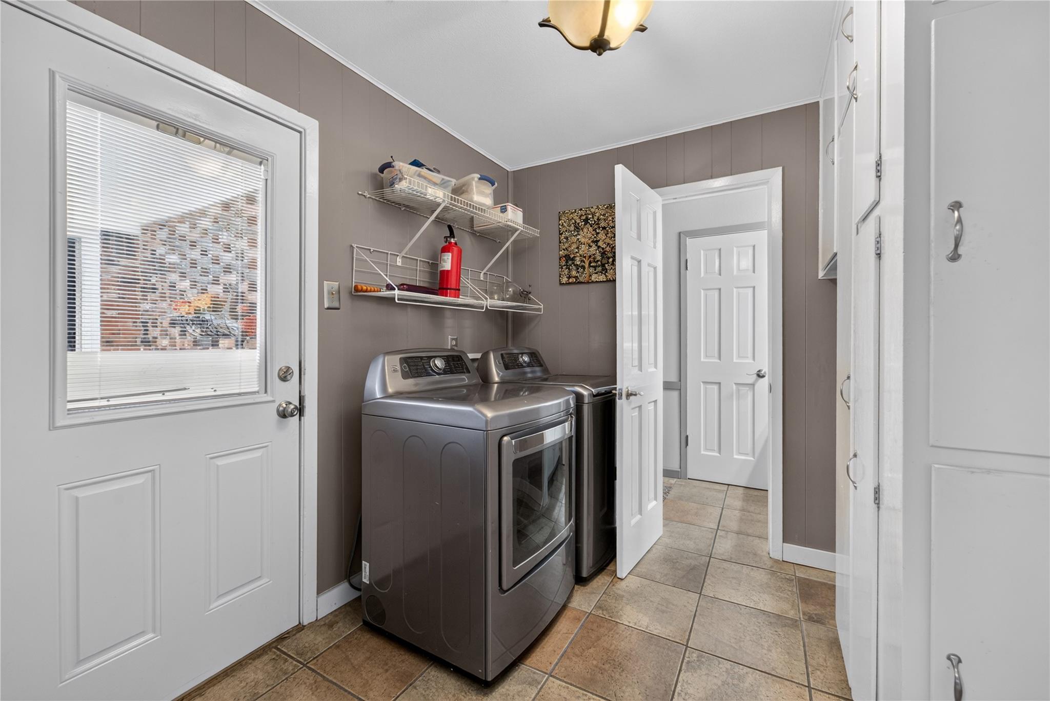602  Lydia Dr, photo 12