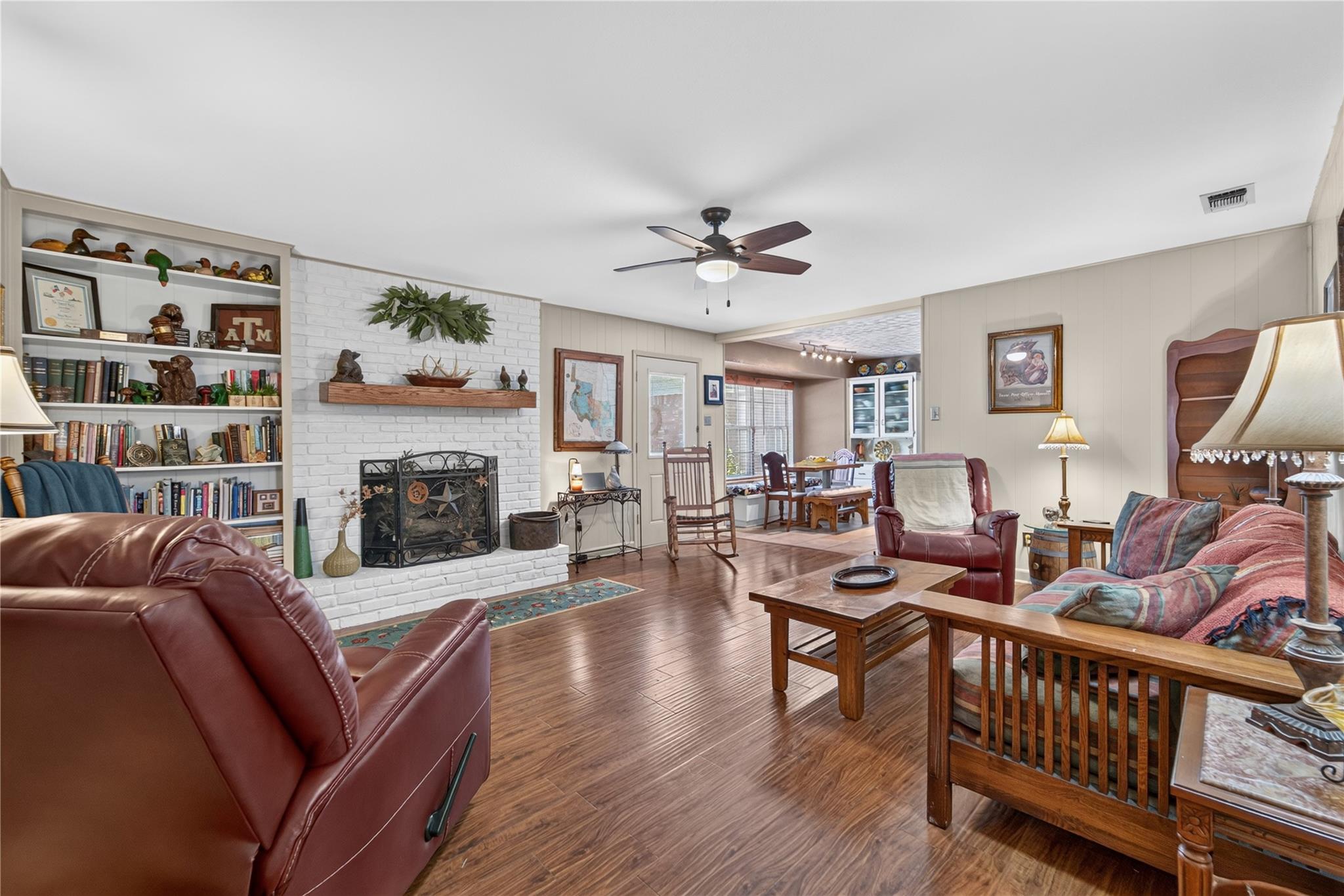602  Lydia Dr, photo 8