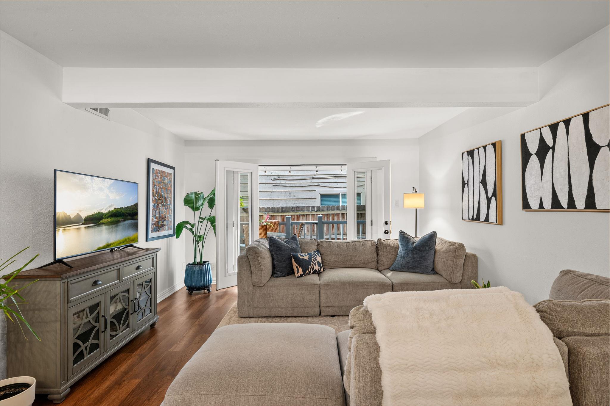 2208  Enfield Rd  #107, photo 10
