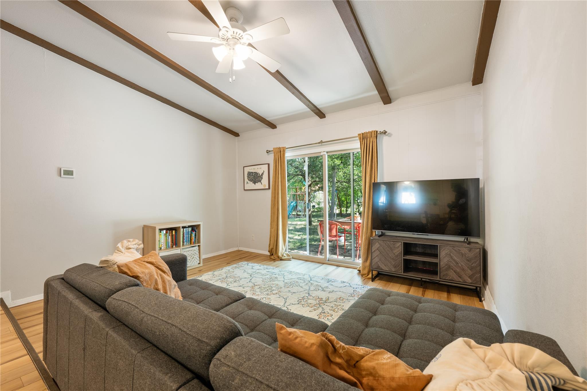 2307  Valley High Cir, photo 4
