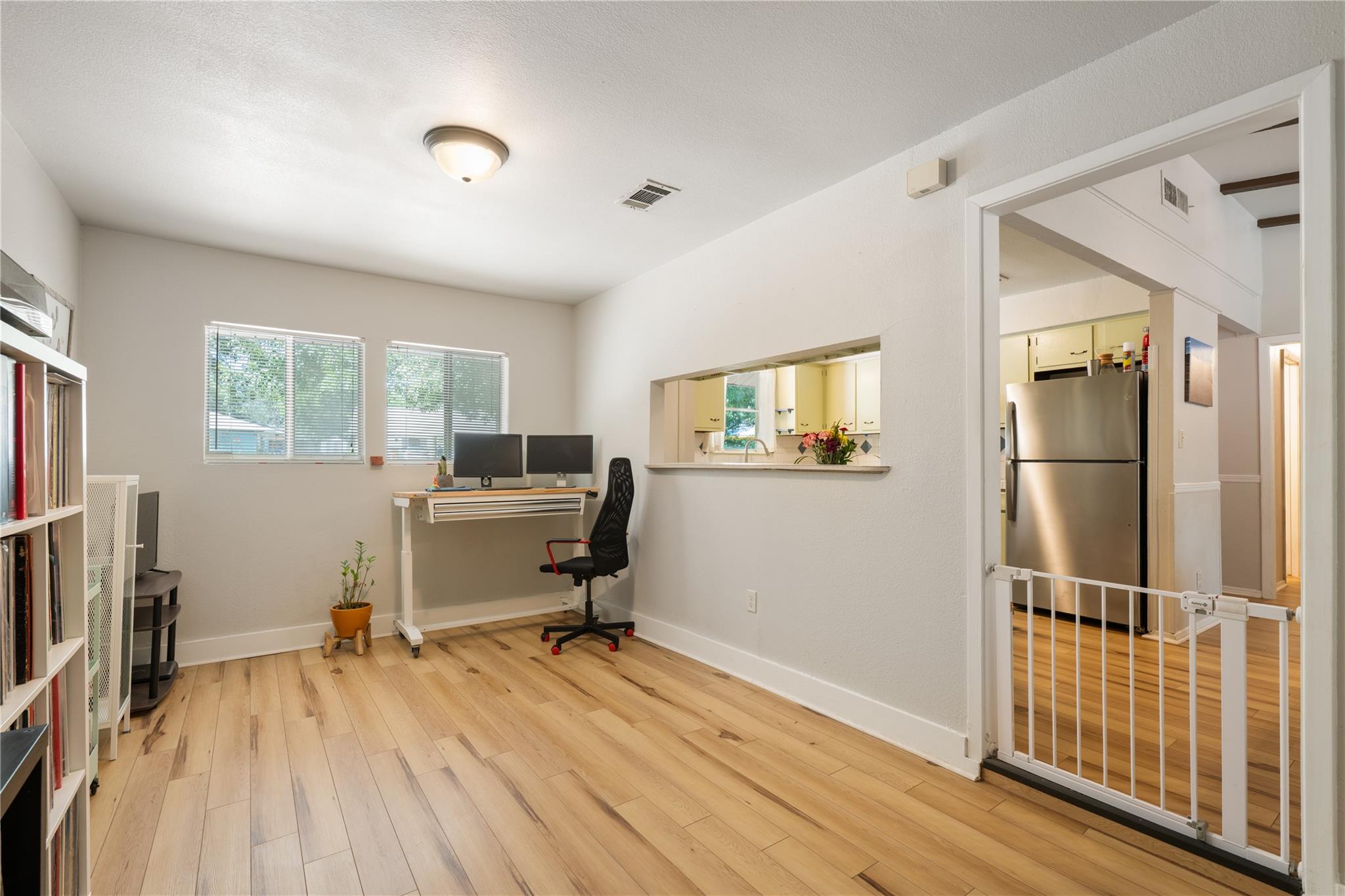 2307  Valley High Cir, photo 10