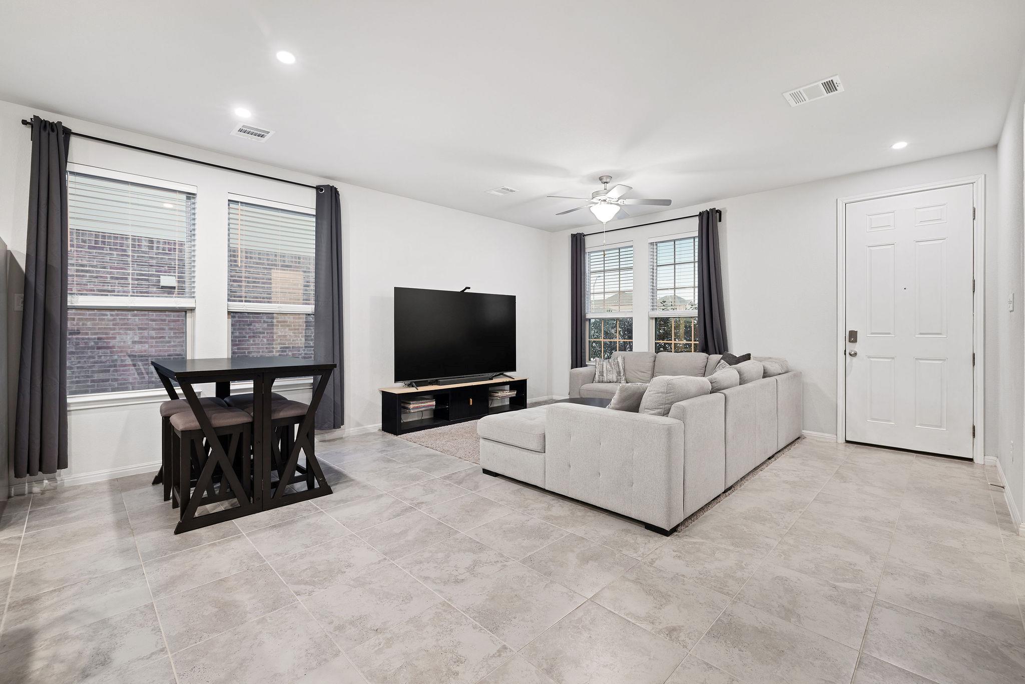 5801  Pleasanton Pkwy, photo 4