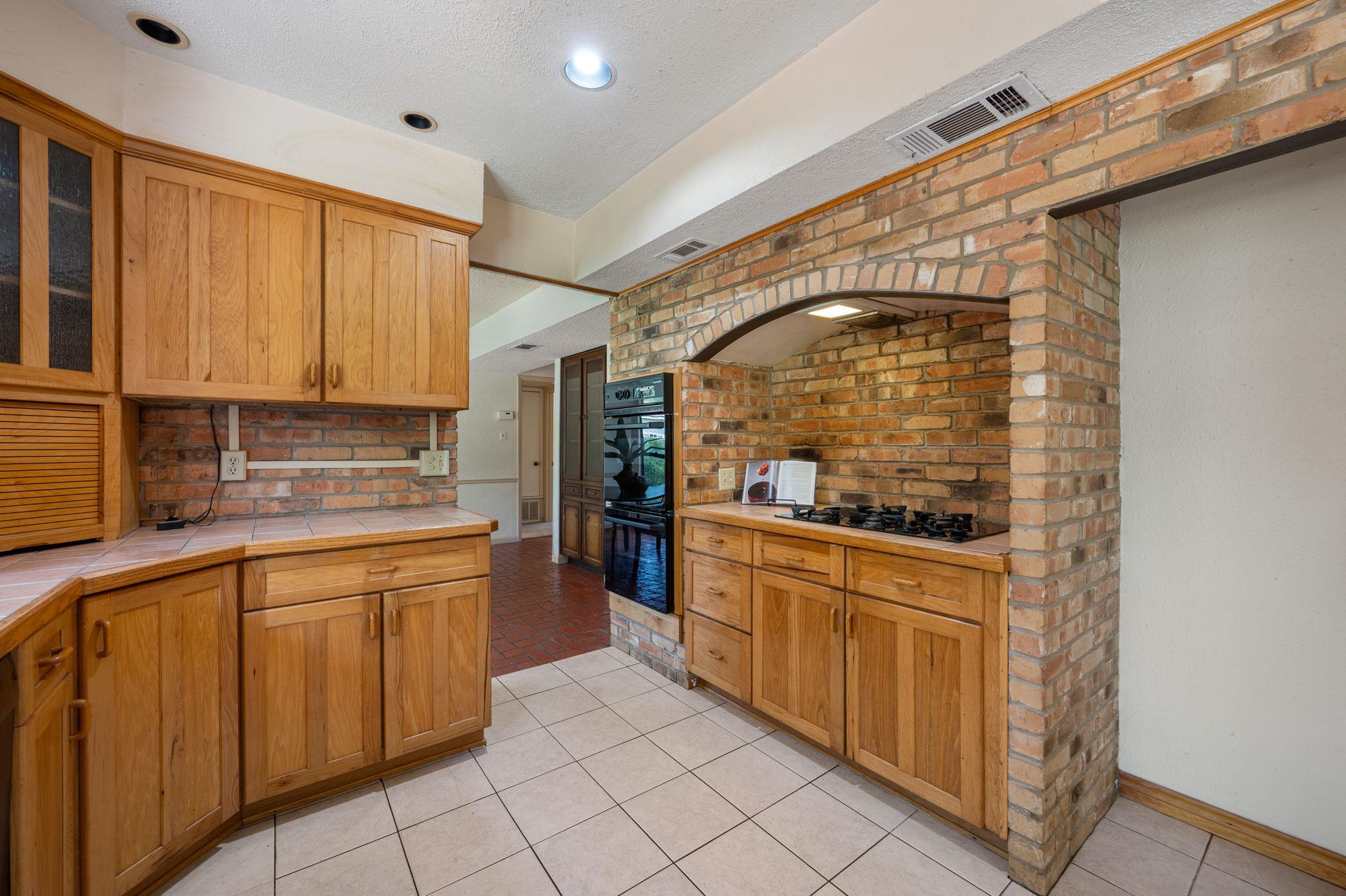 7407  Attar Cv, photo 7