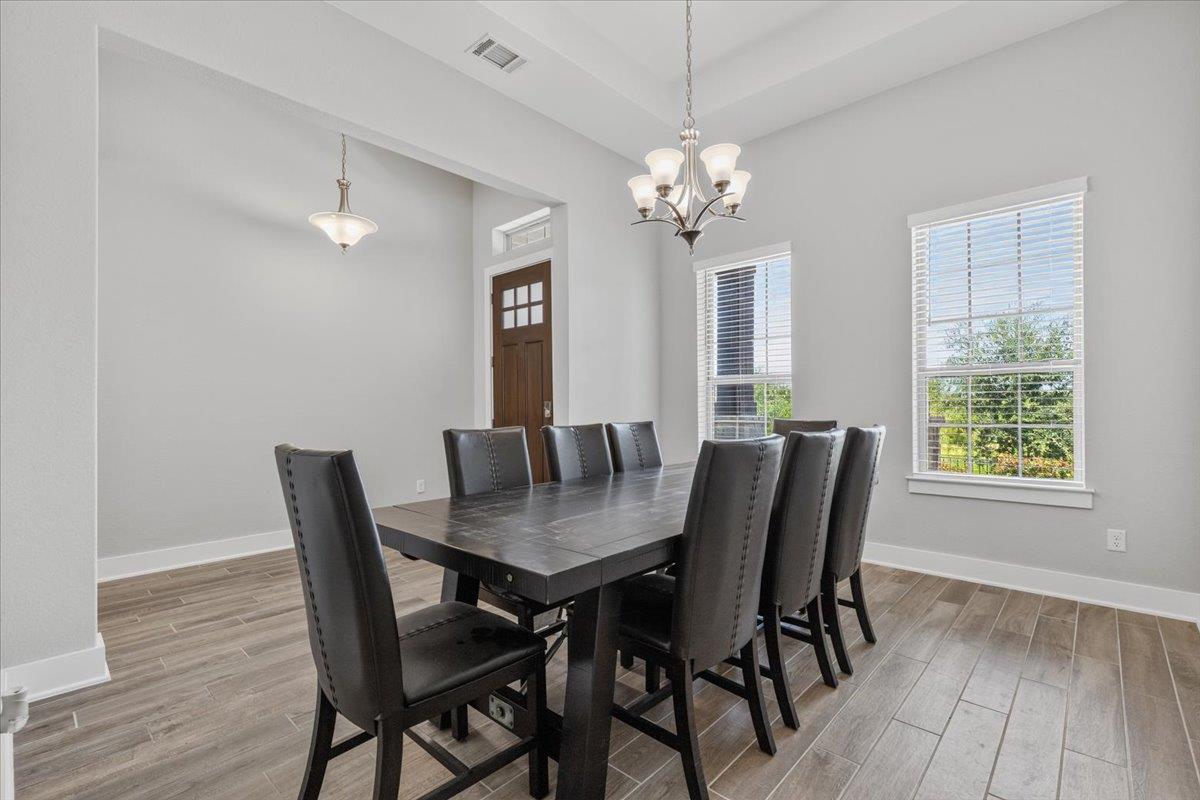 320  Raptor Beak Way, photo 8