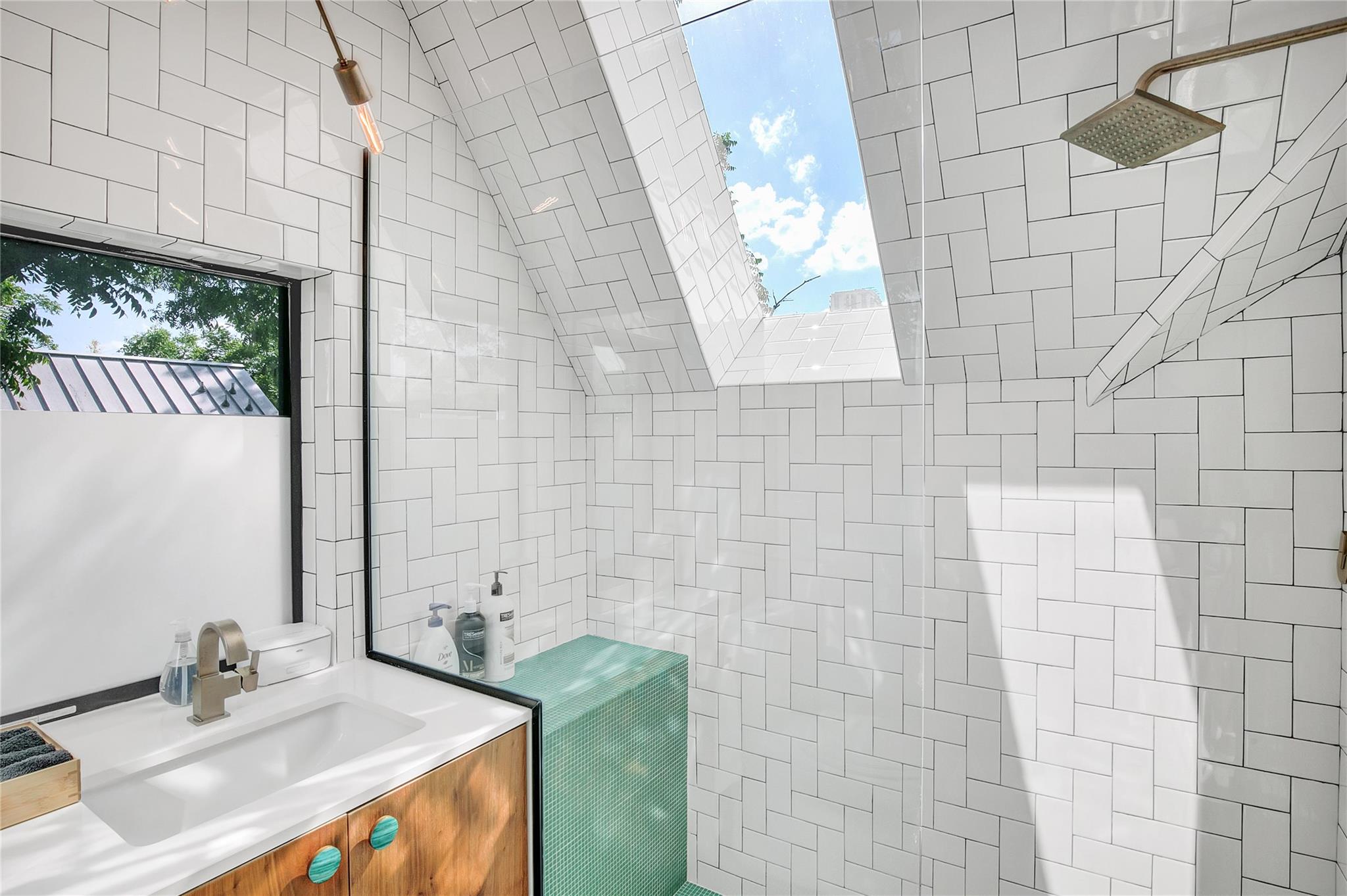 52  Waller St  #A, photo 6