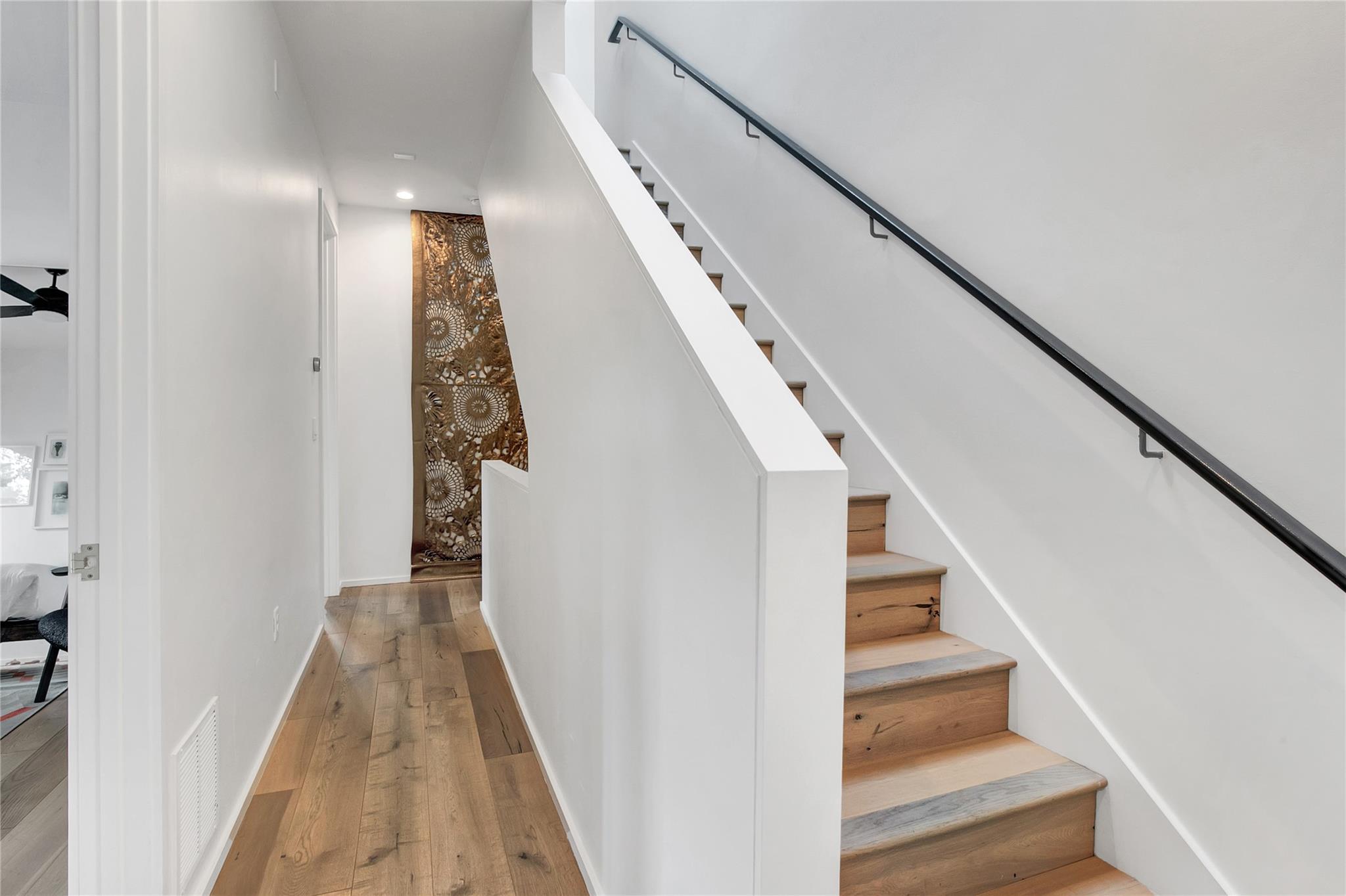 52  Waller St  #A, photo 8