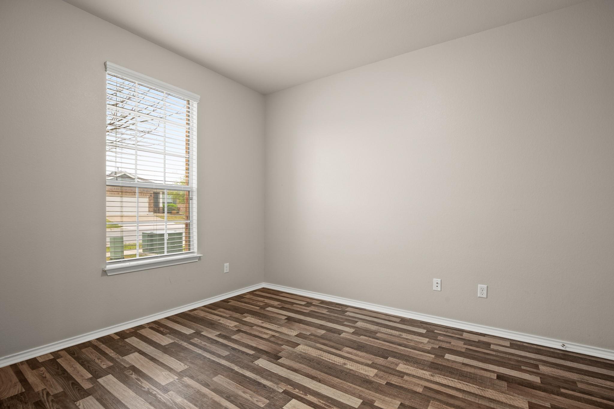 291  Sundown Ave, photo 8