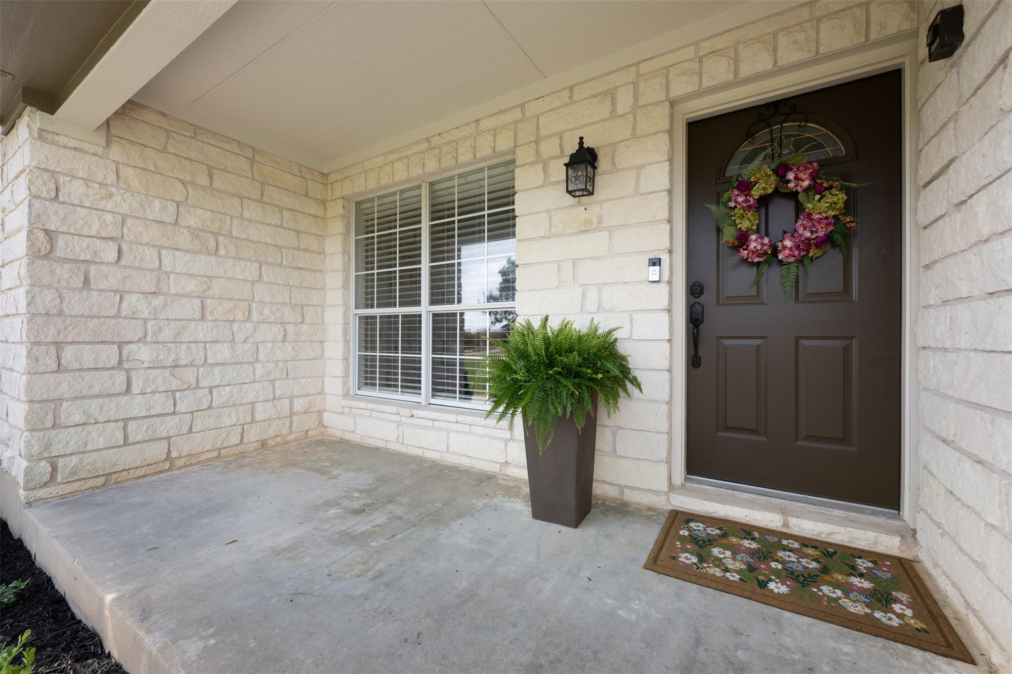 111  Lookout Cir, photo 2