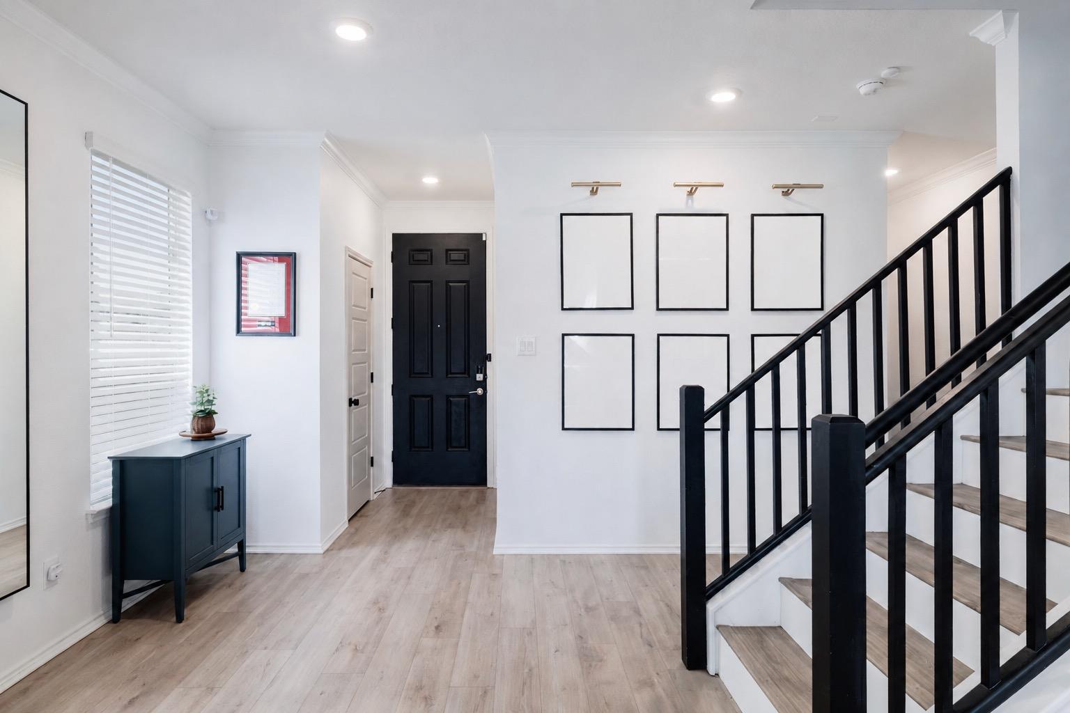 14405  James Buchanan St, photo 4