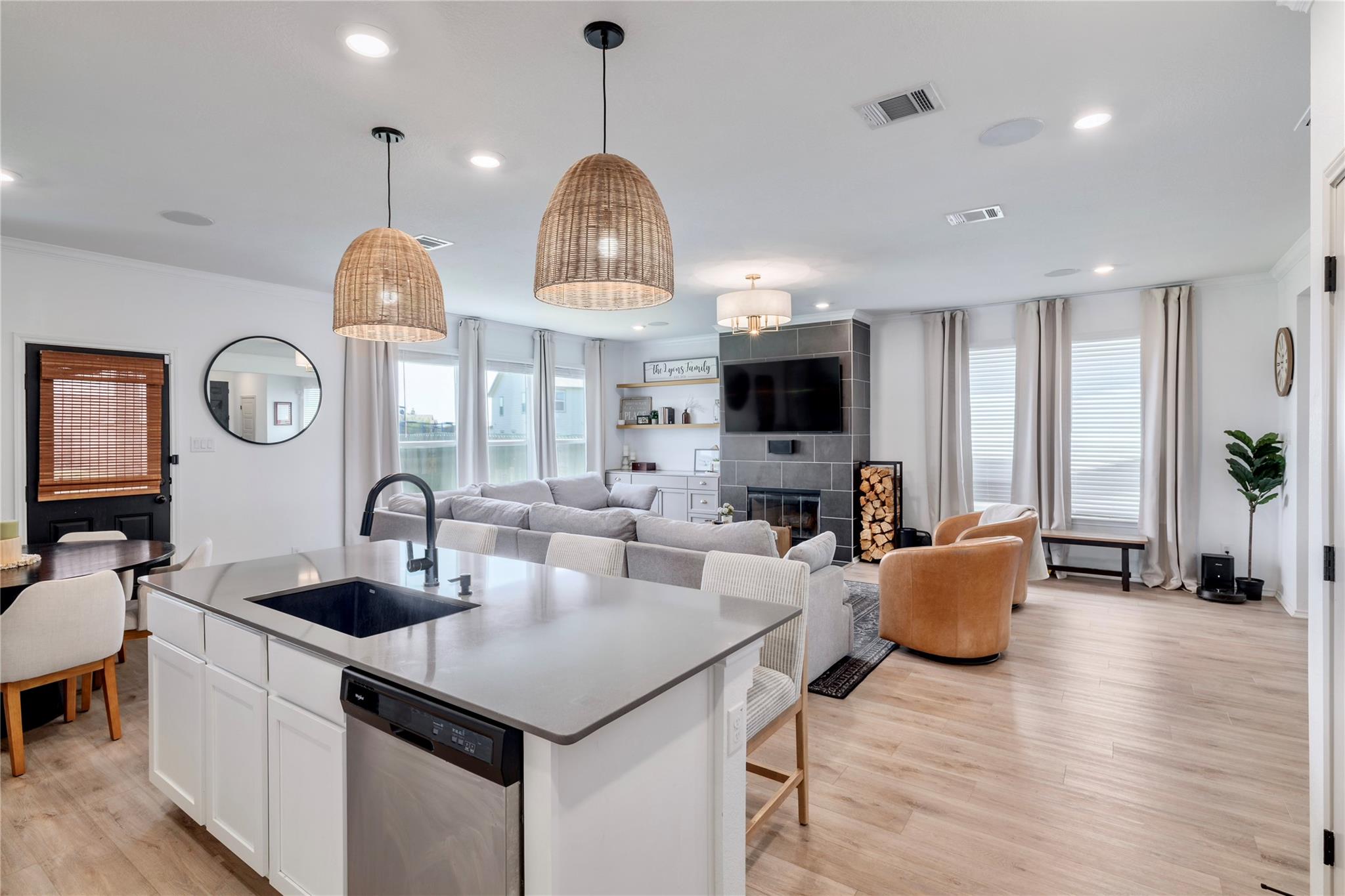14405  James Buchanan St, photo 10