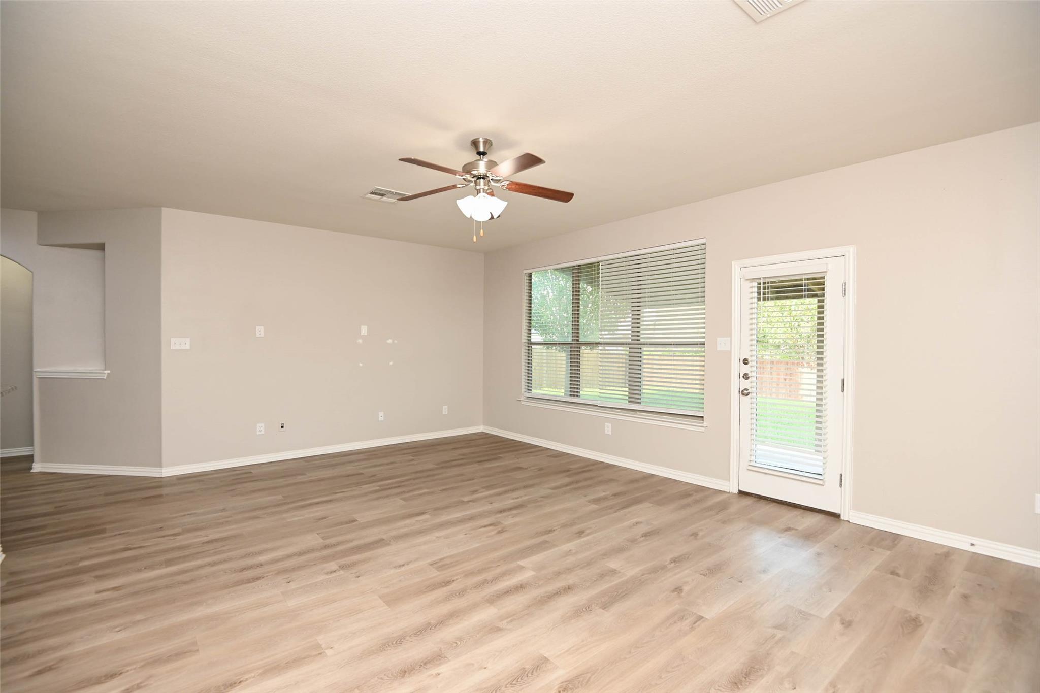 621  Hot Spring Vly, photo 11