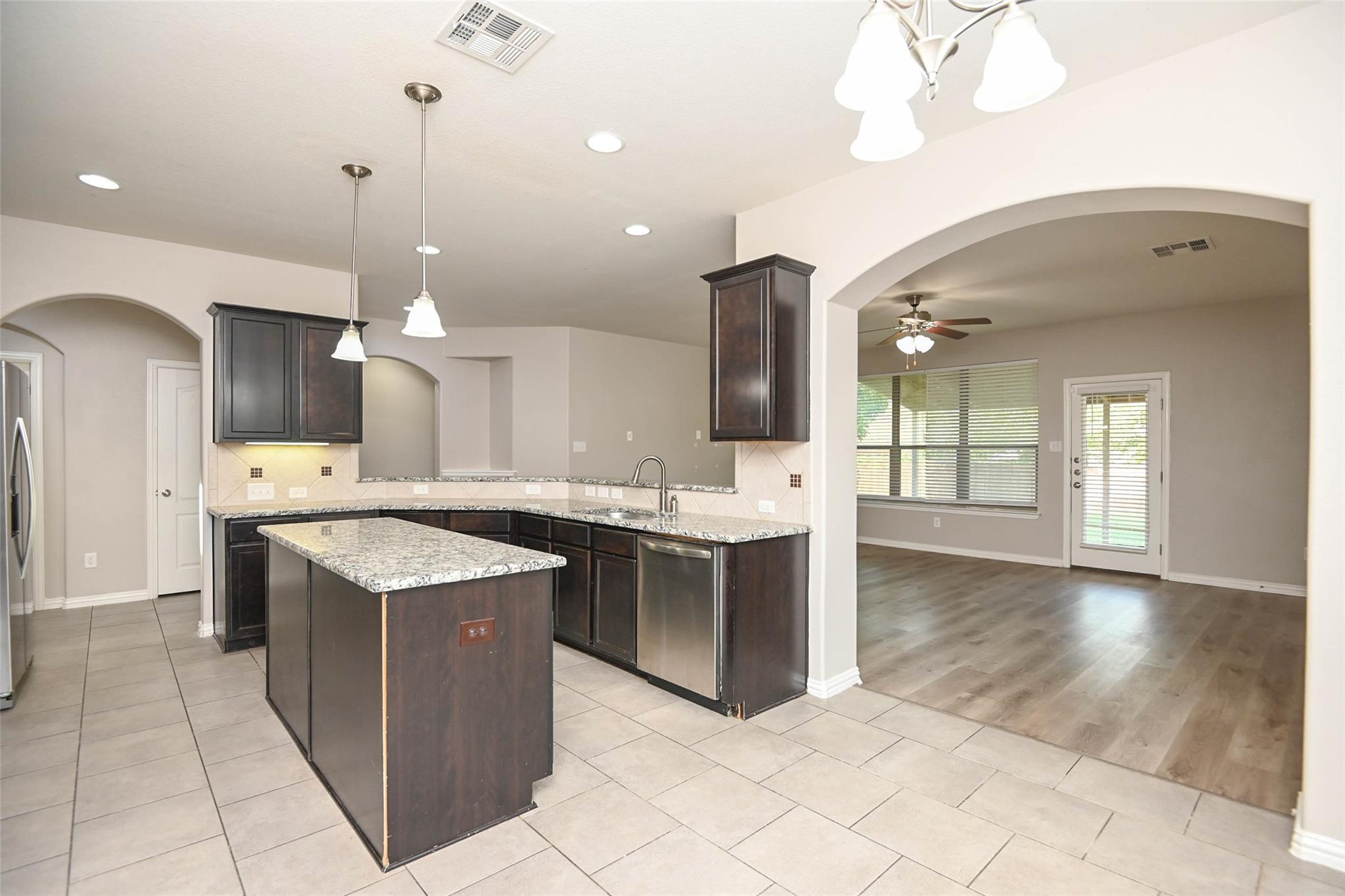 621  Hot Spring Vly, photo 10