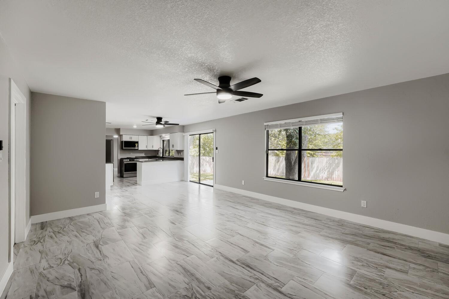 1612  Hermitage Dr, photo 8