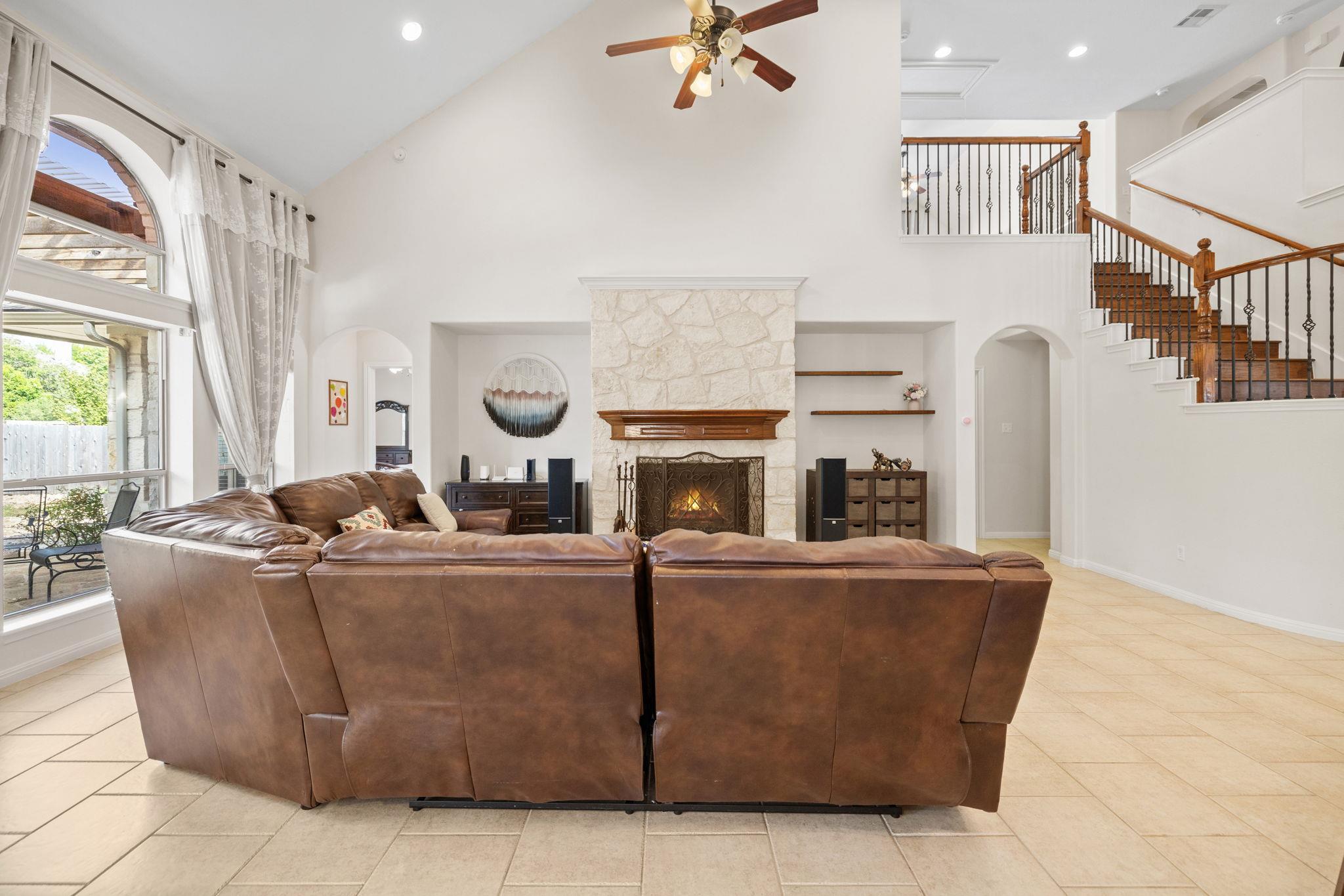 10921  Tornasol Ln, photo 6
