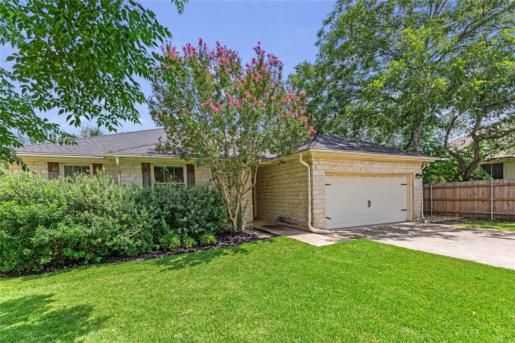 9131  Edwardson Ln, photo 2