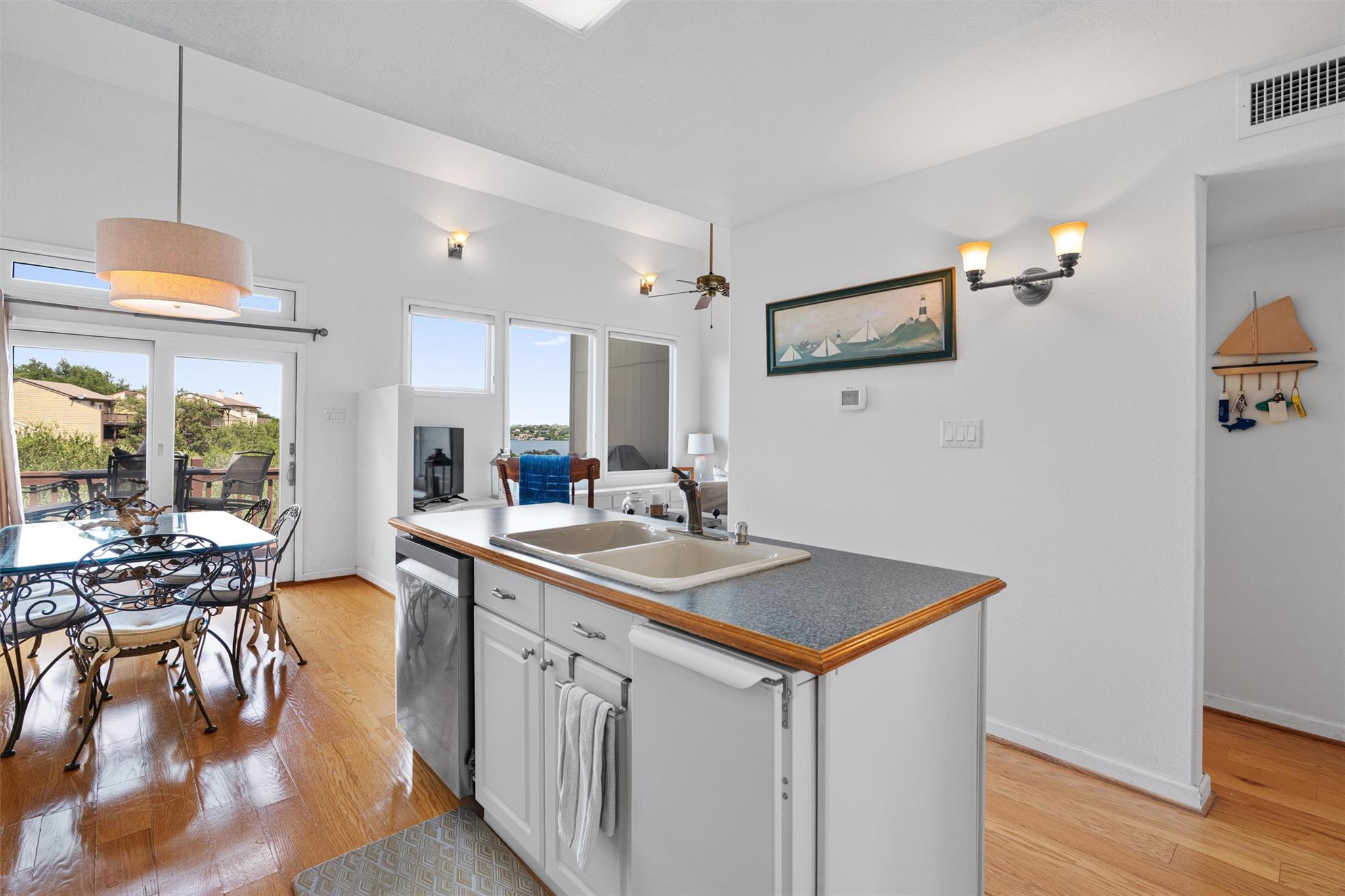 113  Comanche Pt, photo 7