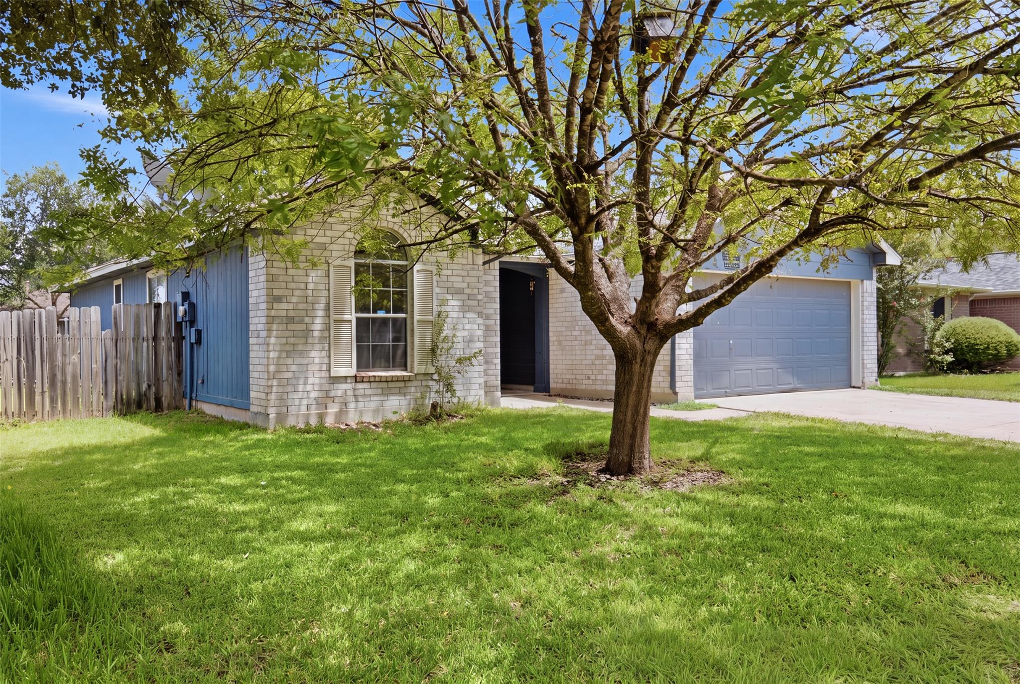 218  Juniper St, photo 4