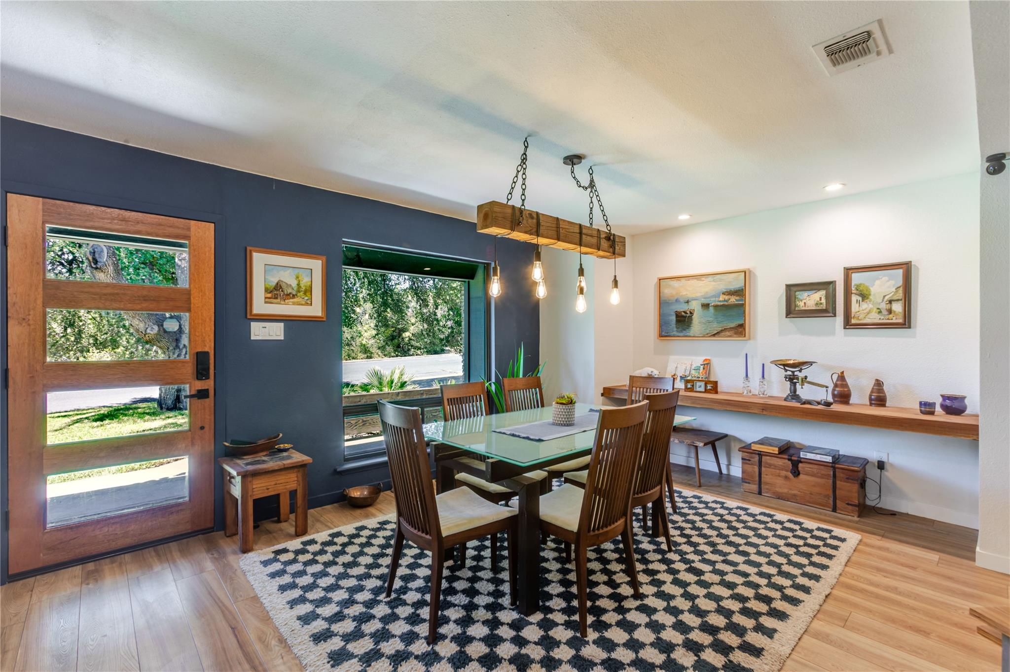 1300  Old Cedar Ln, photo 2