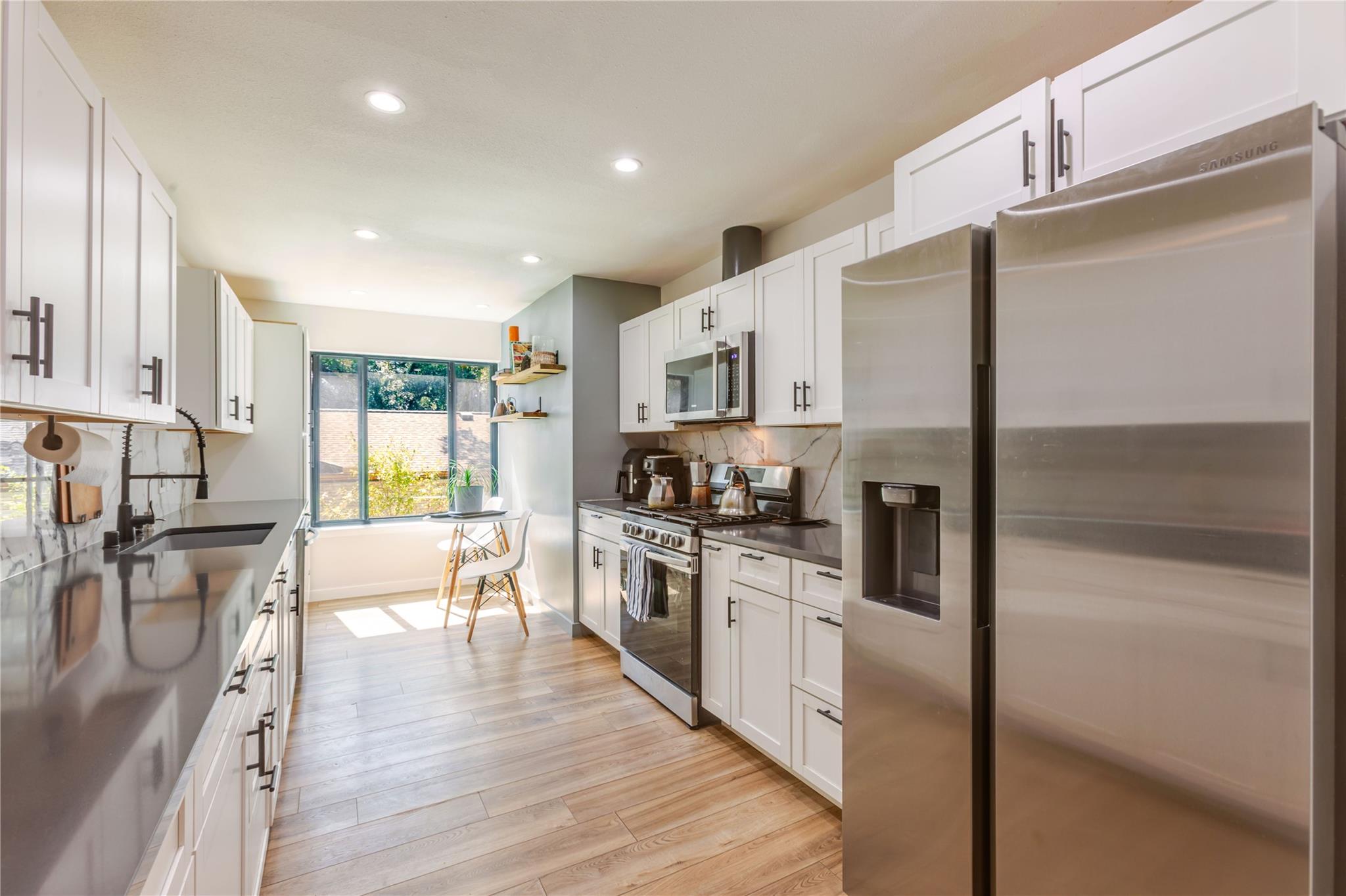 1300  Old Cedar Ln, photo 8