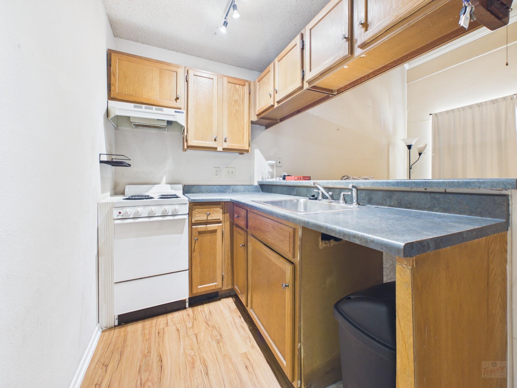 1905  San Gabriel St  #206, photo 5