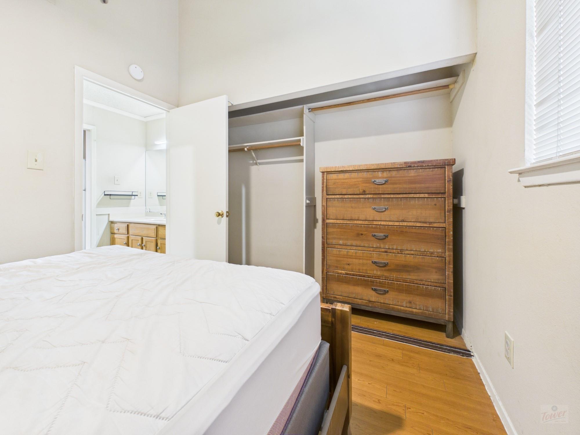 1905  San Gabriel St  #206, photo 9