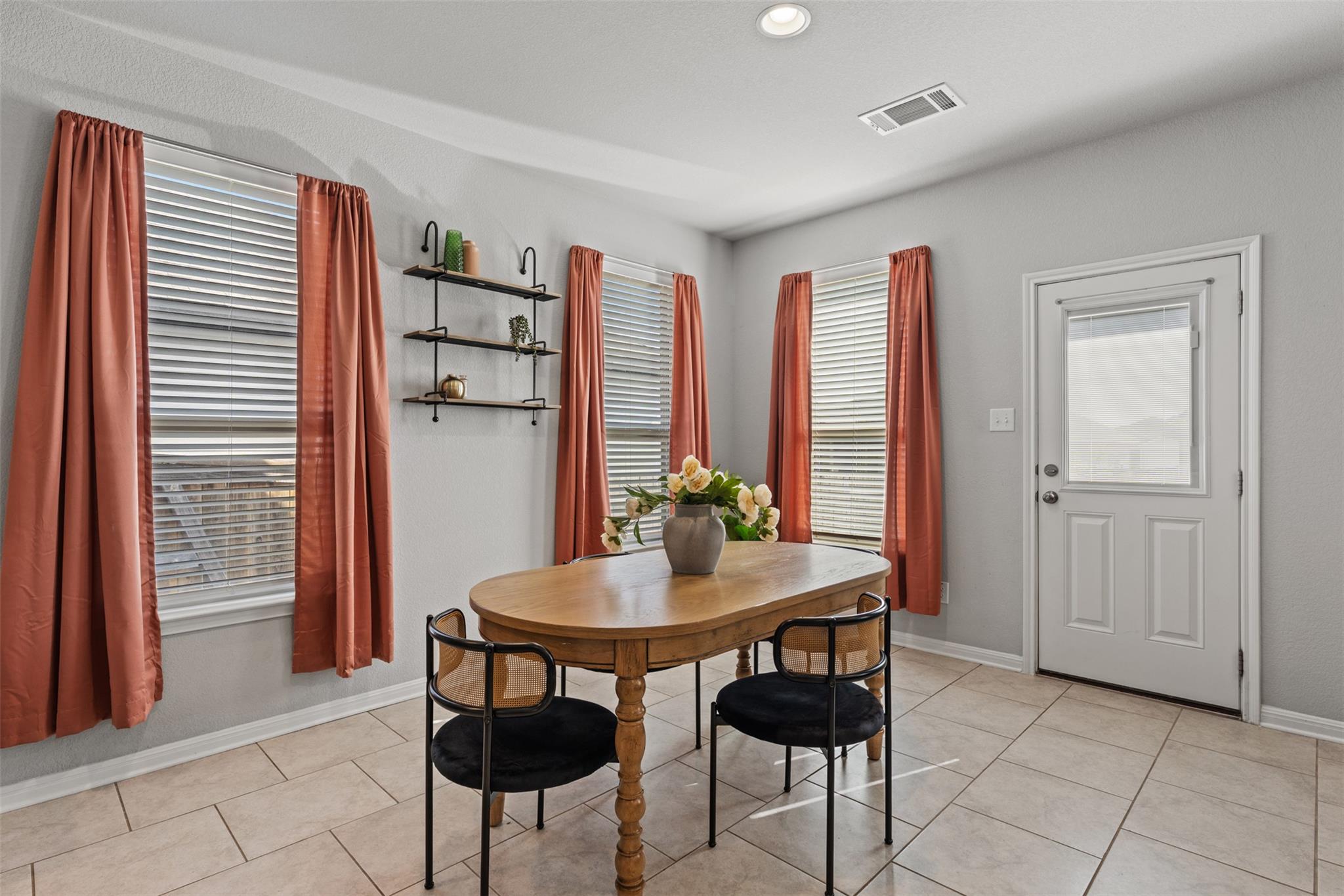 105  Kellys Heroes Way, photo 11