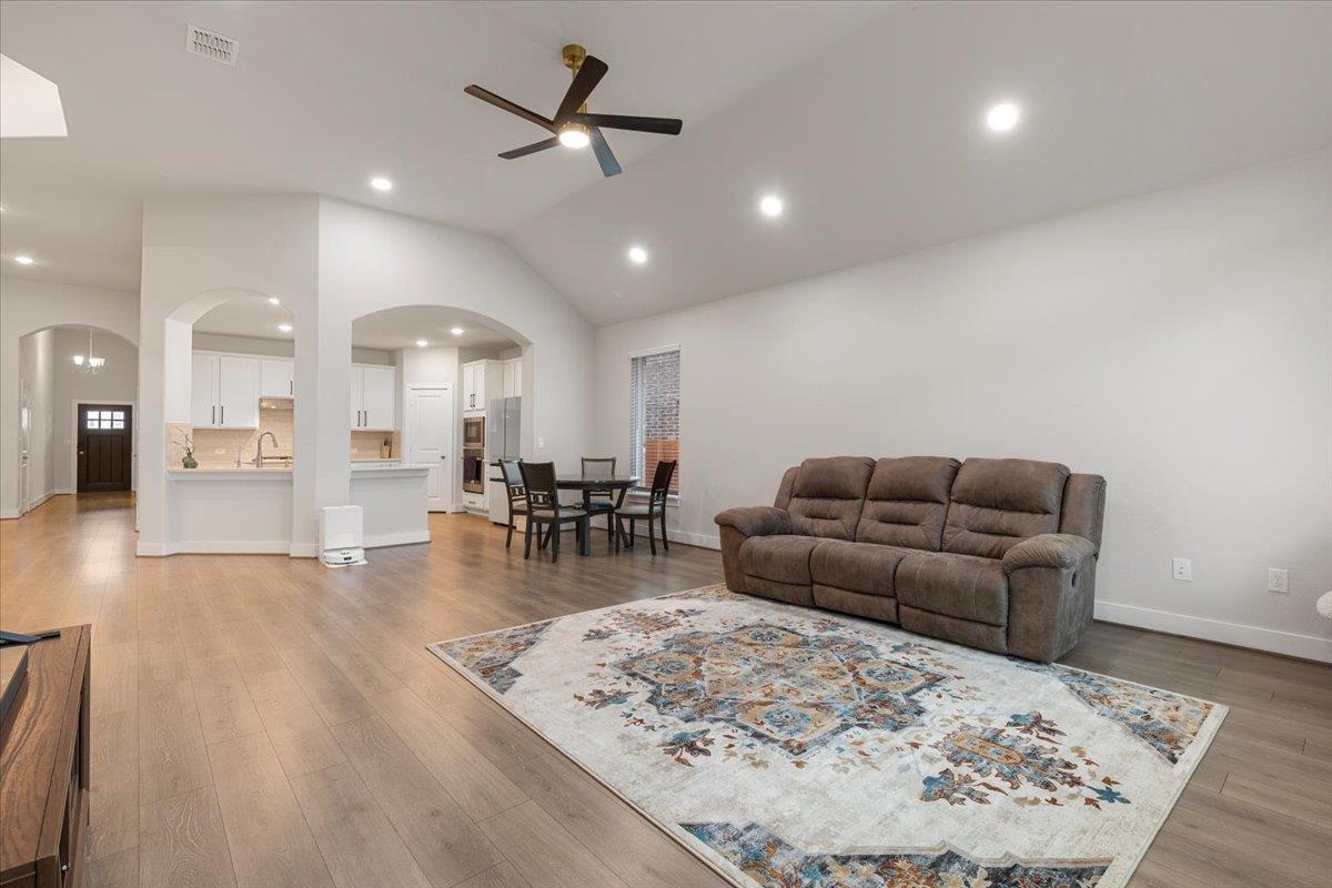 450  Durian Loop, photo 12