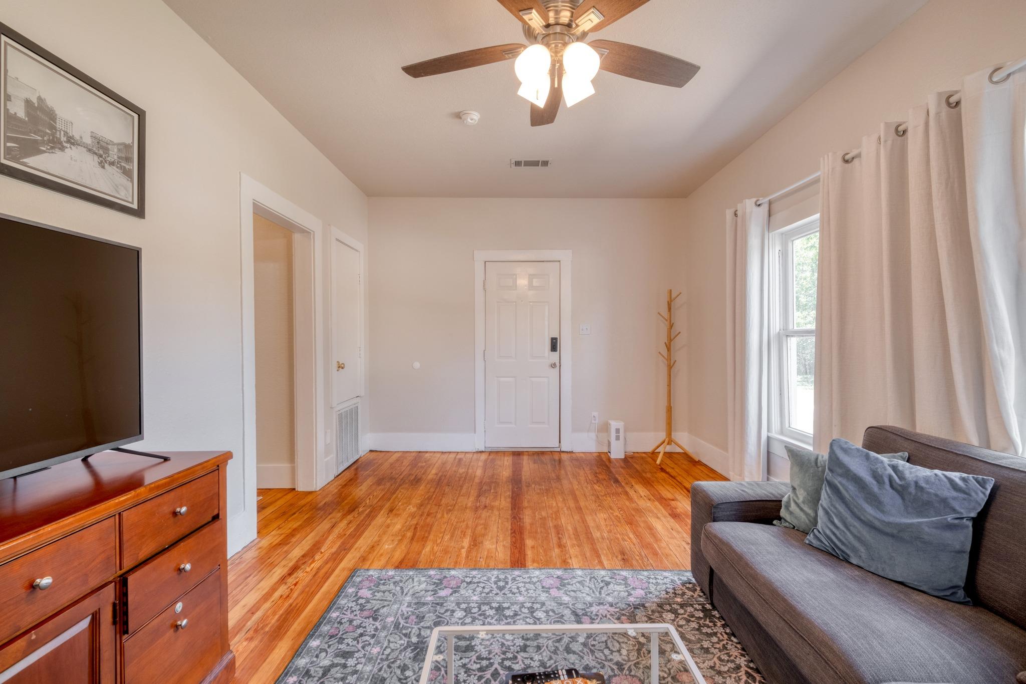 905  Bellview Ave, photo 7