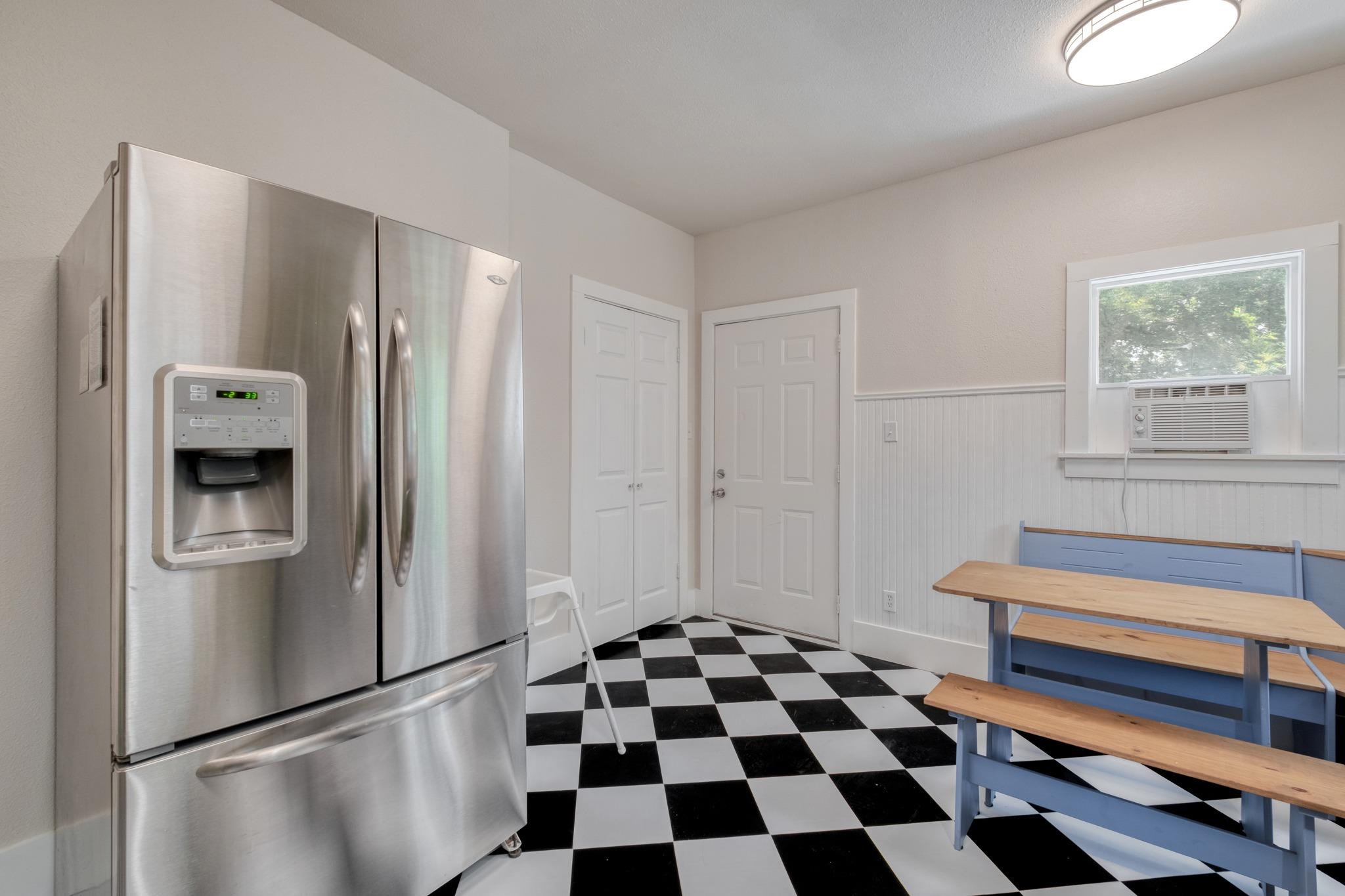 905  Bellview Ave, photo 9