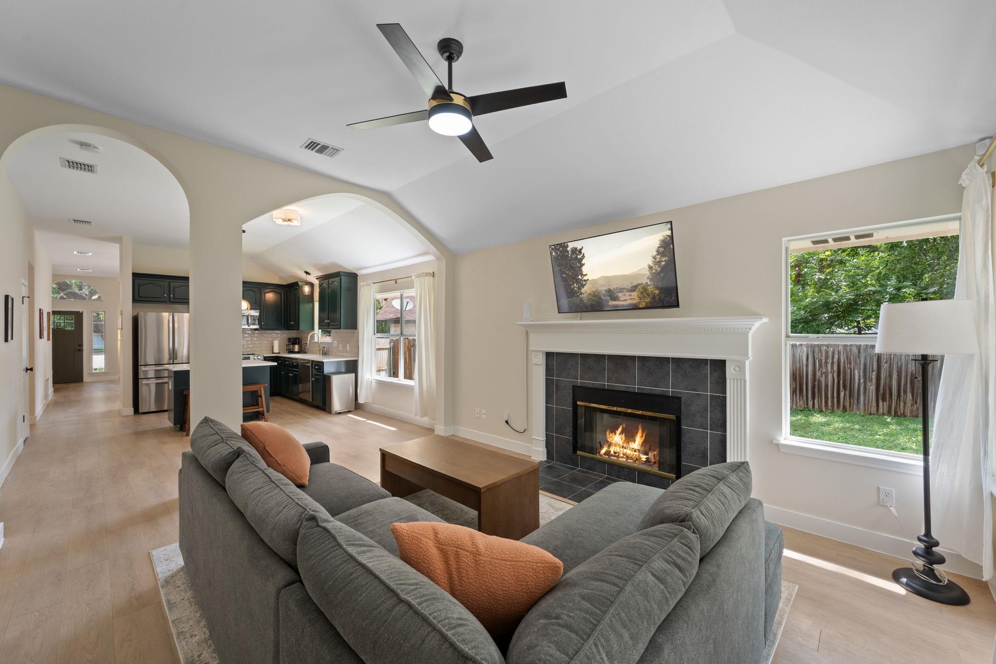 2105  Yaupon Holw, photo 11