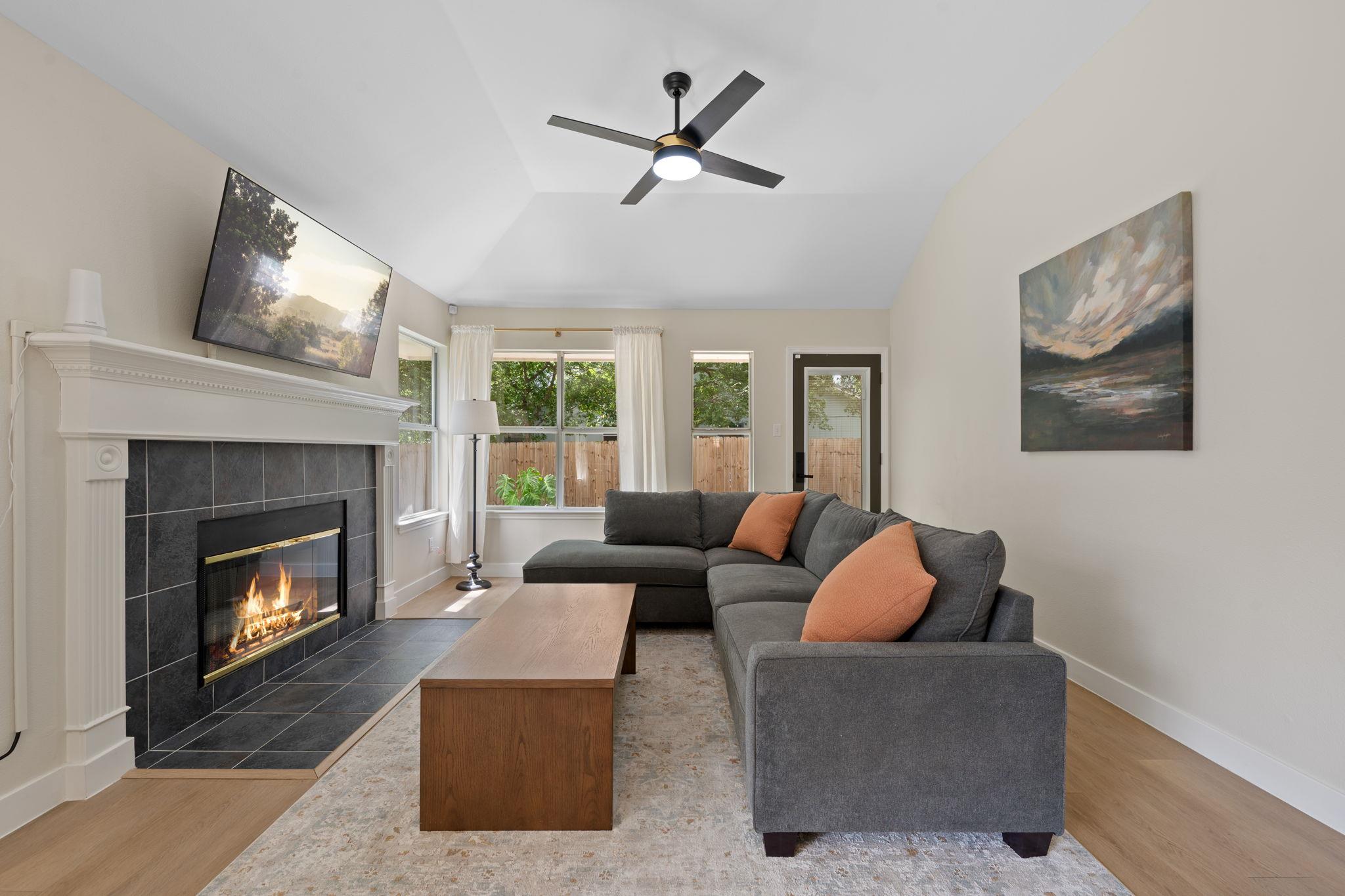 2105  Yaupon Holw, photo 9