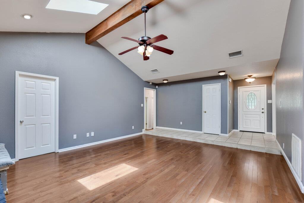 10803  Leafwood Ln, photo 5