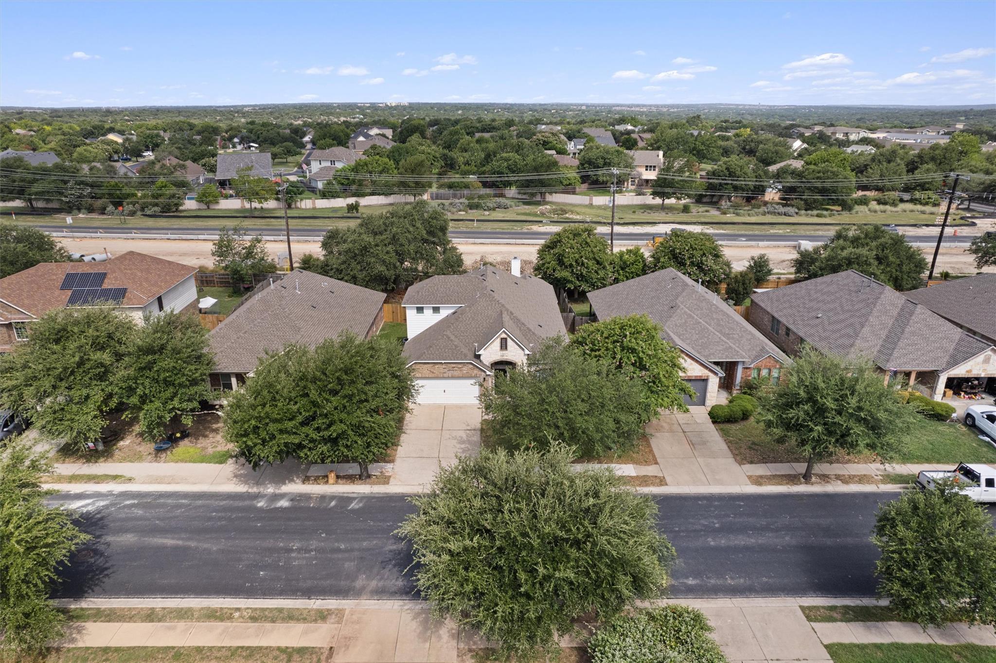 505  Bluehaw Dr, photo 2