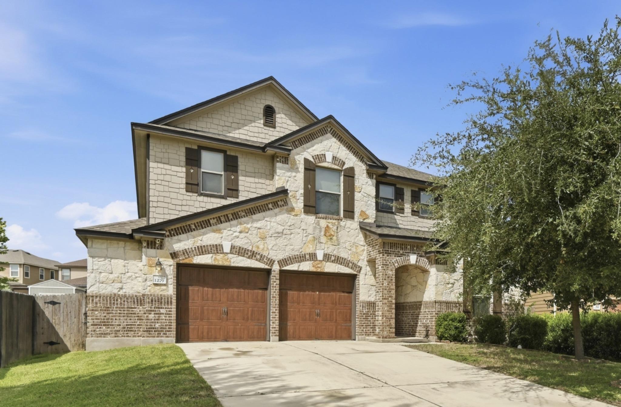 1279  Verna Brooks Way, photo 2