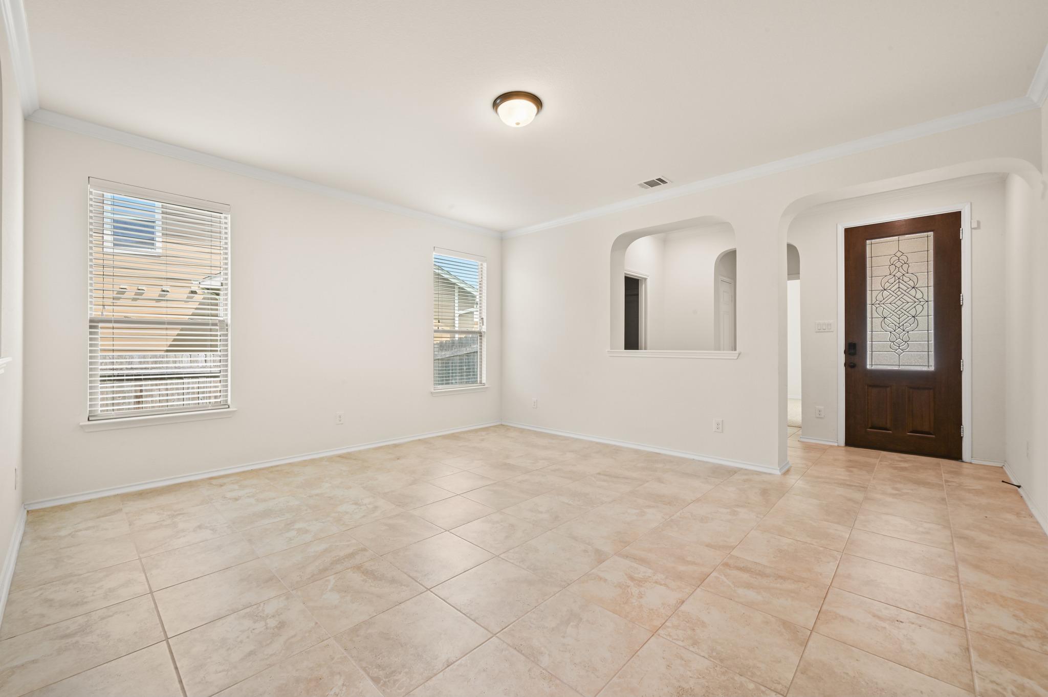 1279  Verna Brooks Way, photo 5