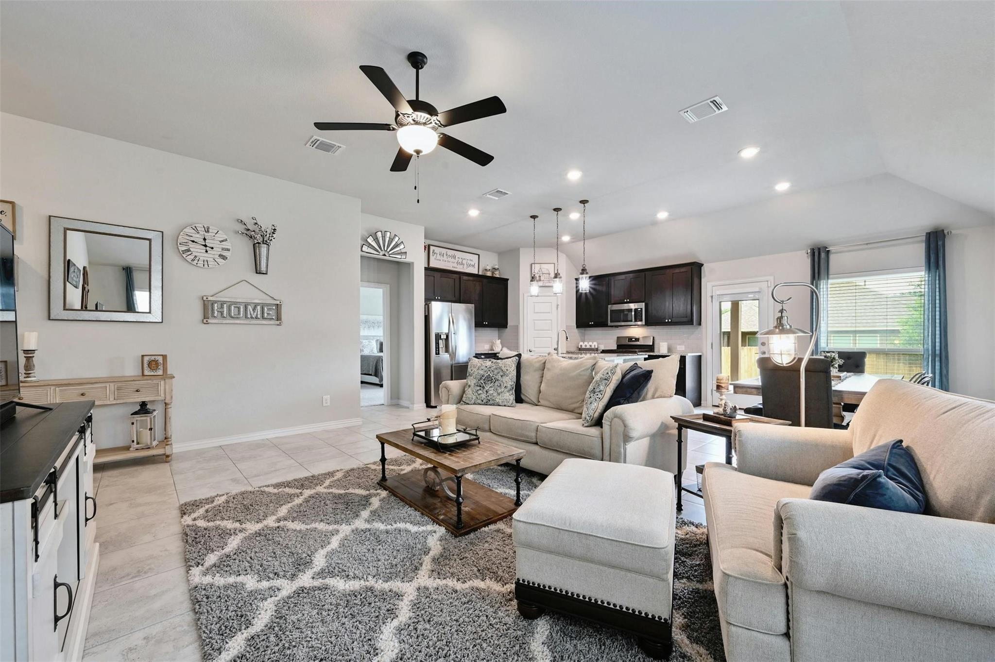 161  Danbark Dr, photo 8