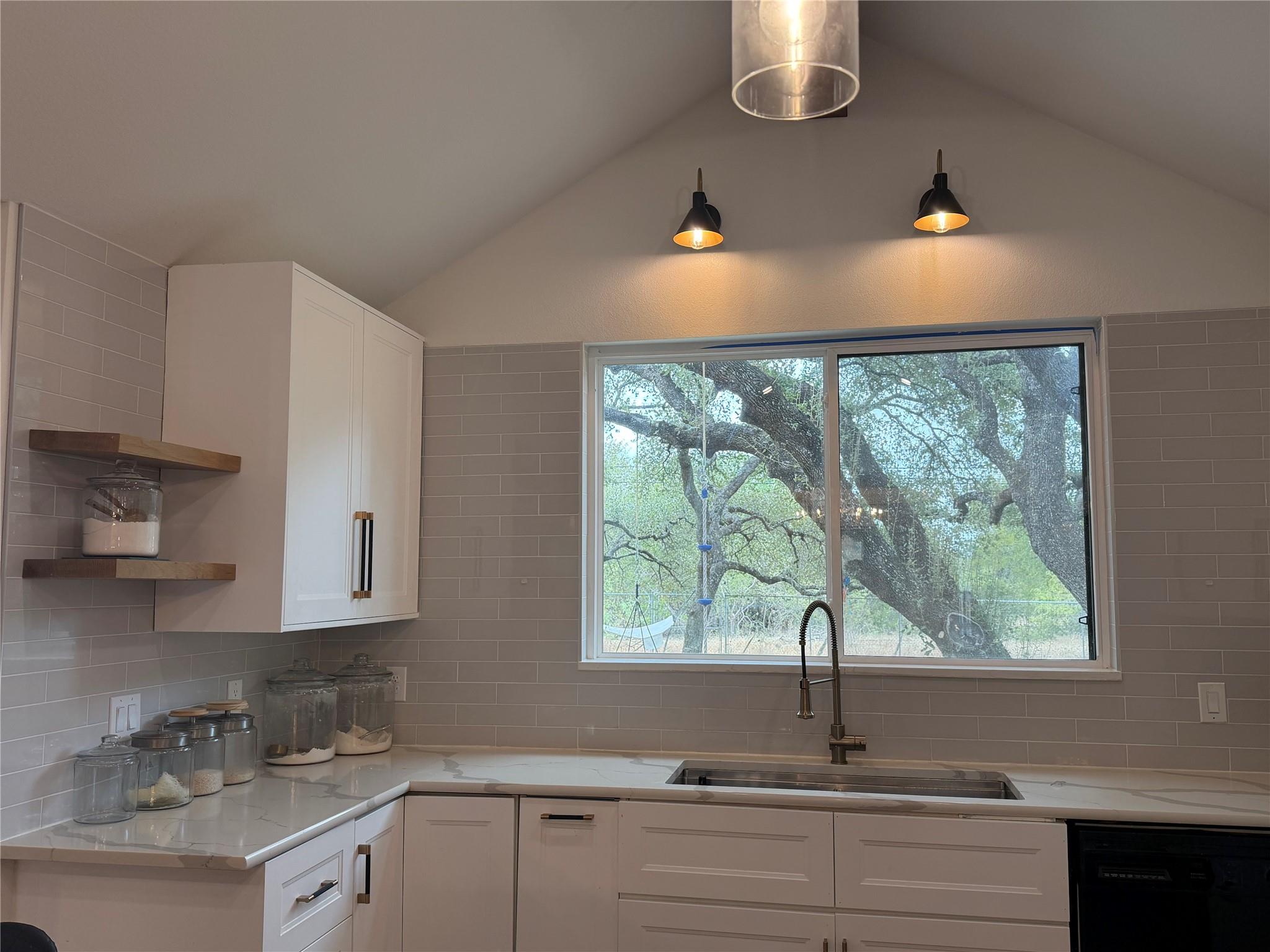 2804  Live Oak St, photo 7