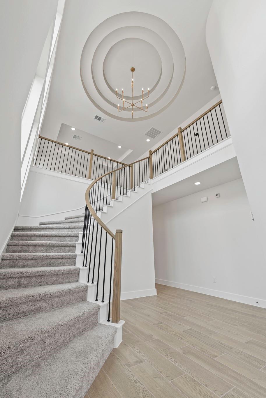 509  Buckaroo Dr, photo 2