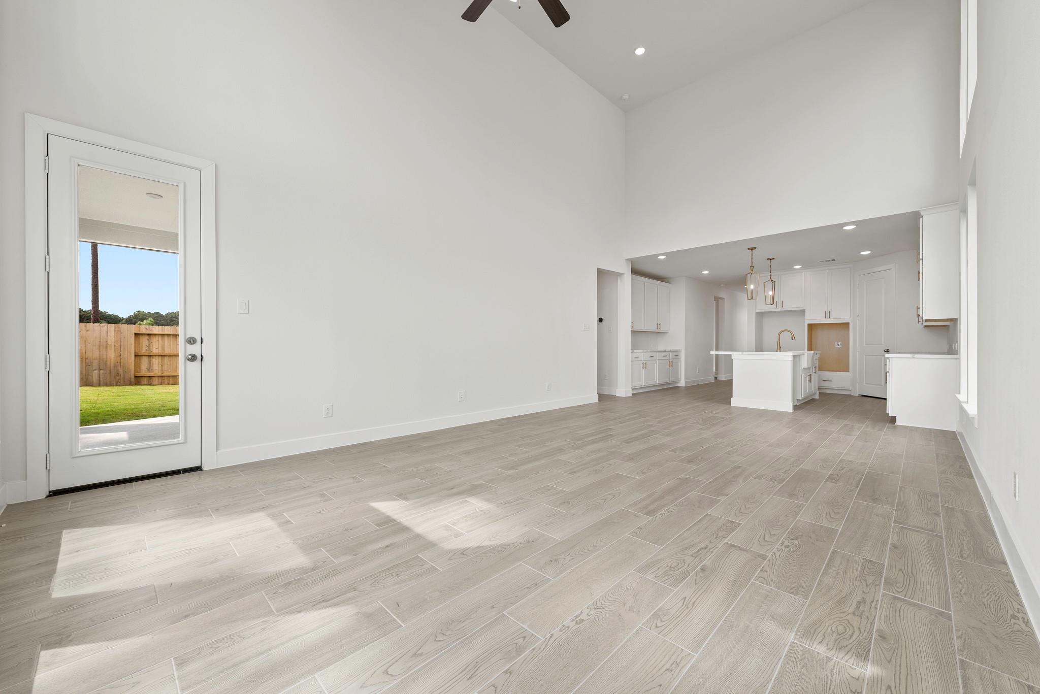 509  Buckaroo Dr, photo 4